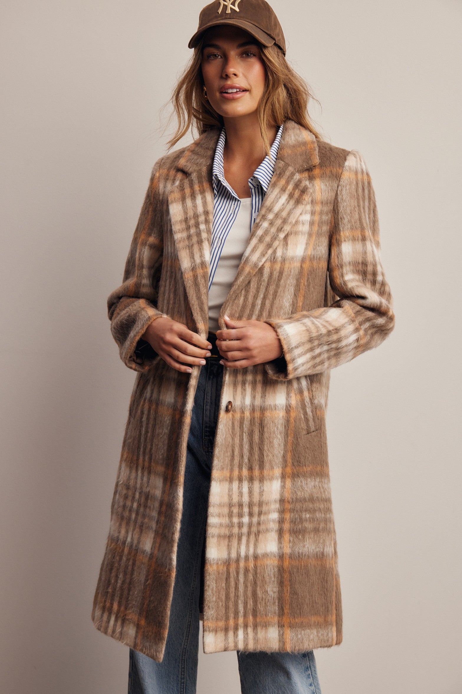 Lodgekeeper Plaid Long Coat in Macchiato, photo 7