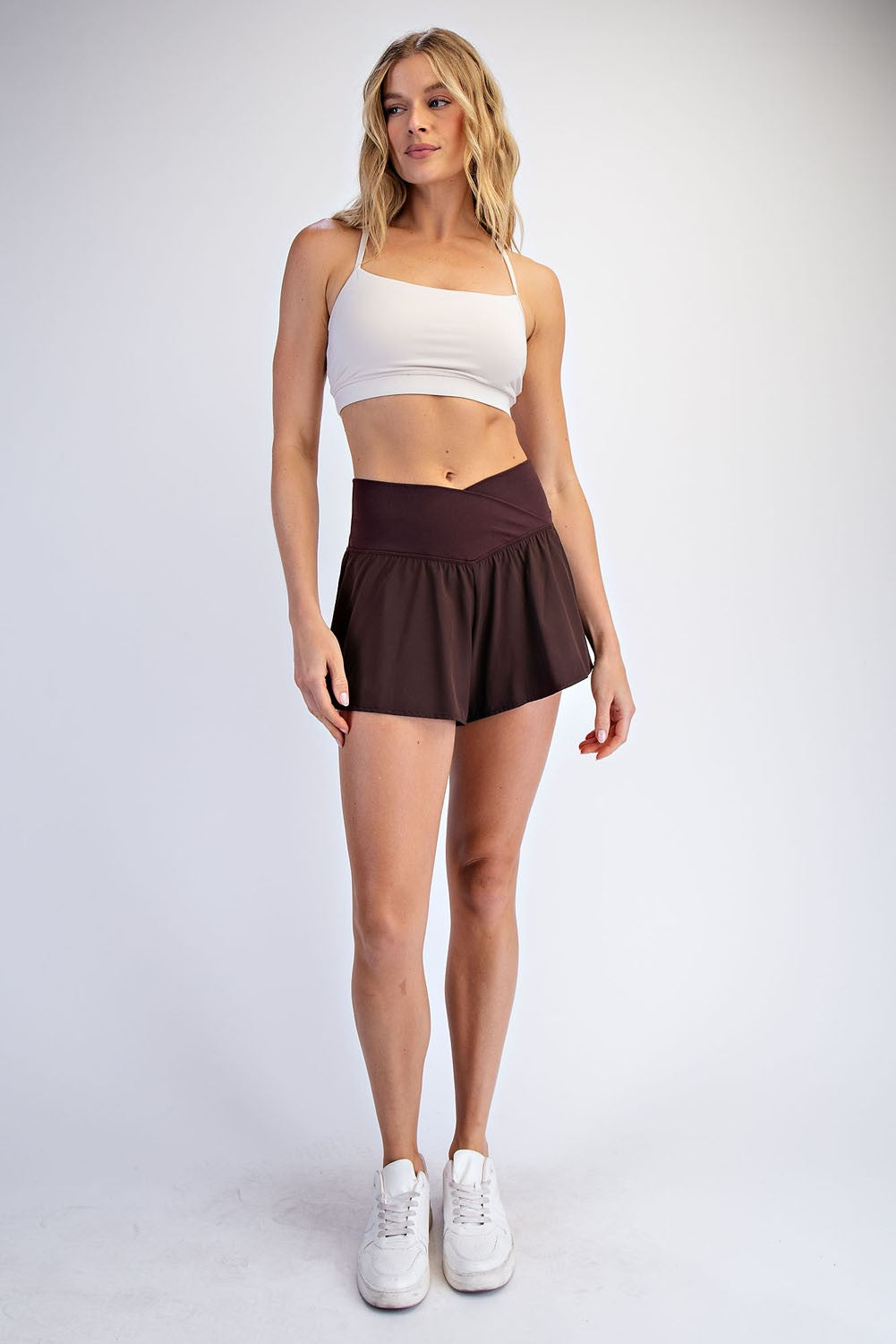 Match Day Crossover Flared Active Shorts in Espresso, photo 4