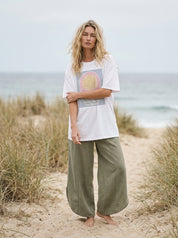 Meet Me At The Beach Graphic Tee - Westly