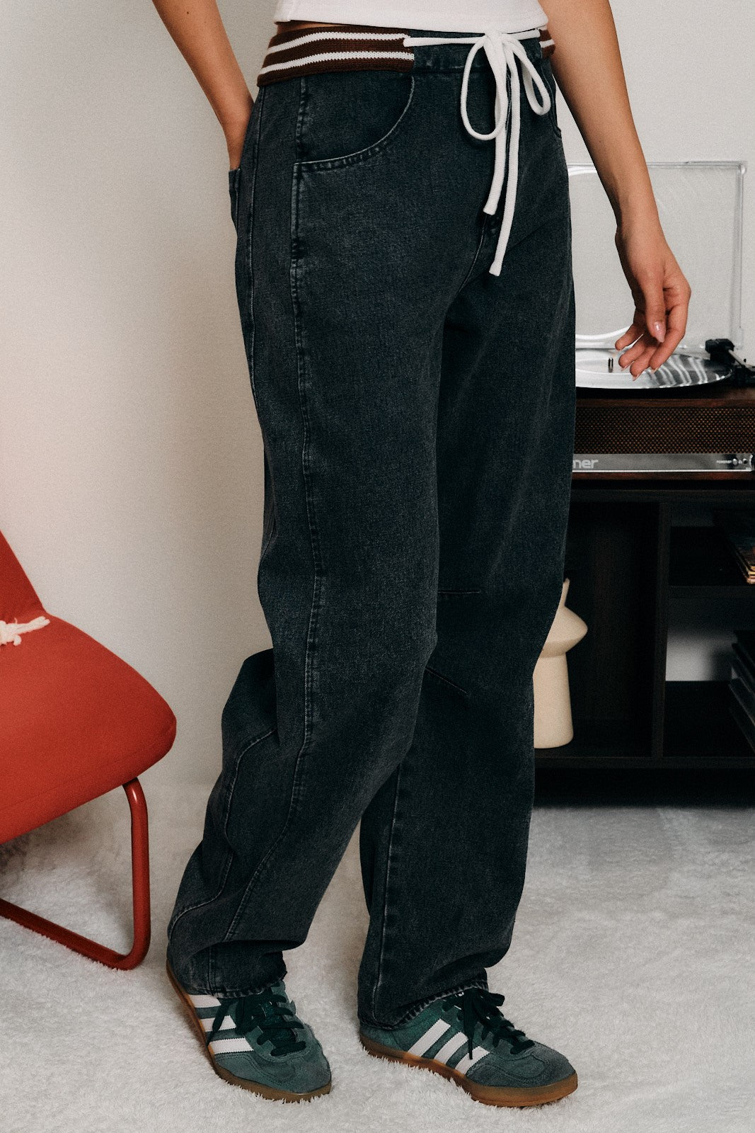 Morrow Knit Waist Barrel Jeans - Denim