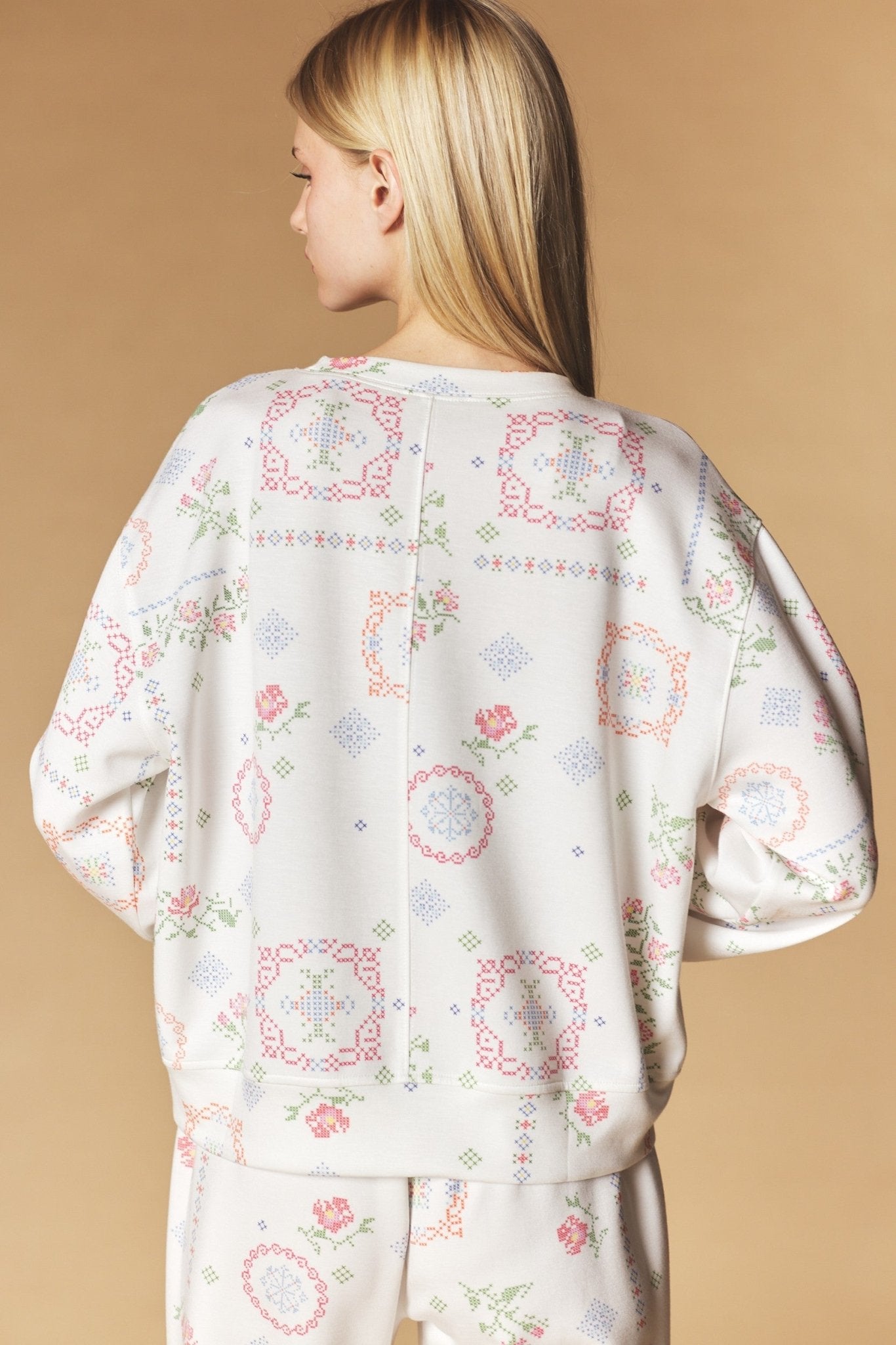 Needlework Floral Lounge Set - Westly