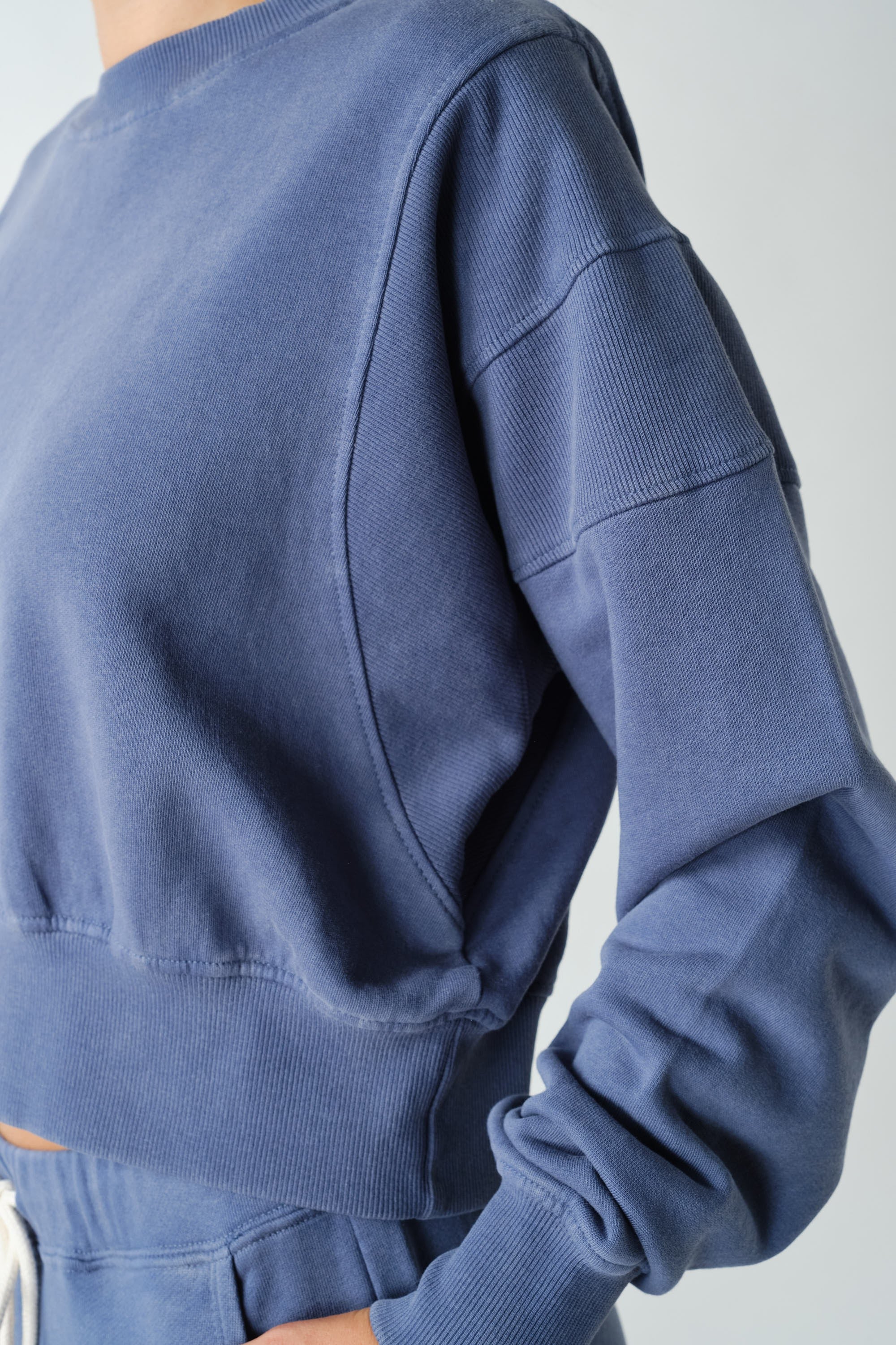 Night In Washed Rib-Trim Crop Sweatshirt in Ocean, photo 4