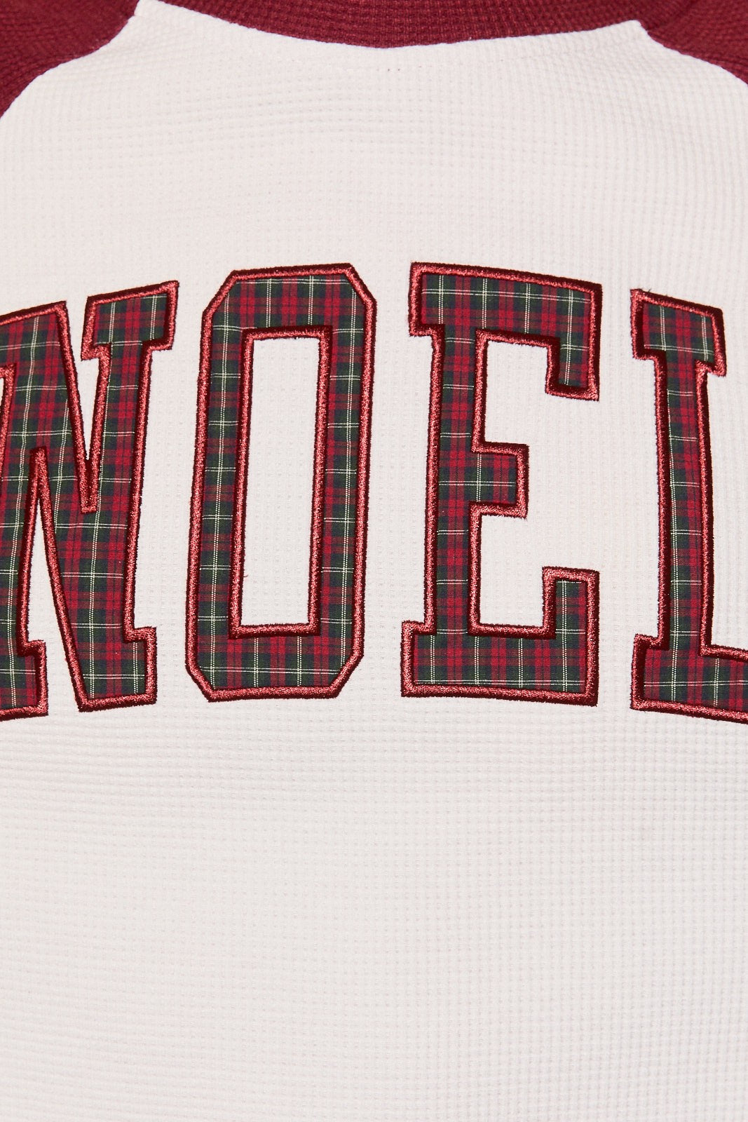 Noel Club Plaid Letter Raglan Thermal in Burgundy White — product photo 09