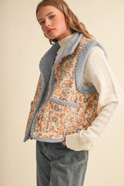 Paisley Passage Sherpa Lined Paisley Vest in Cream Paisley, photo 9