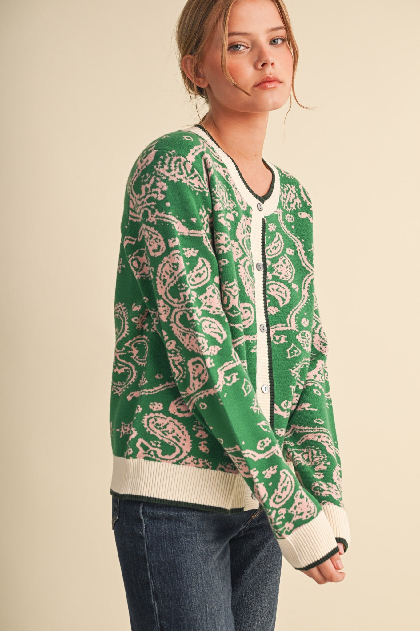Paisley Portrait Contrast Trim Paisley Cardigan in Green Rose, photo 5