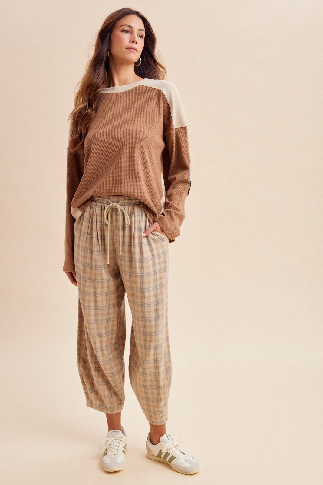Pajama Parade Plaid Flannel Barrel Pants in Sand, photo 4