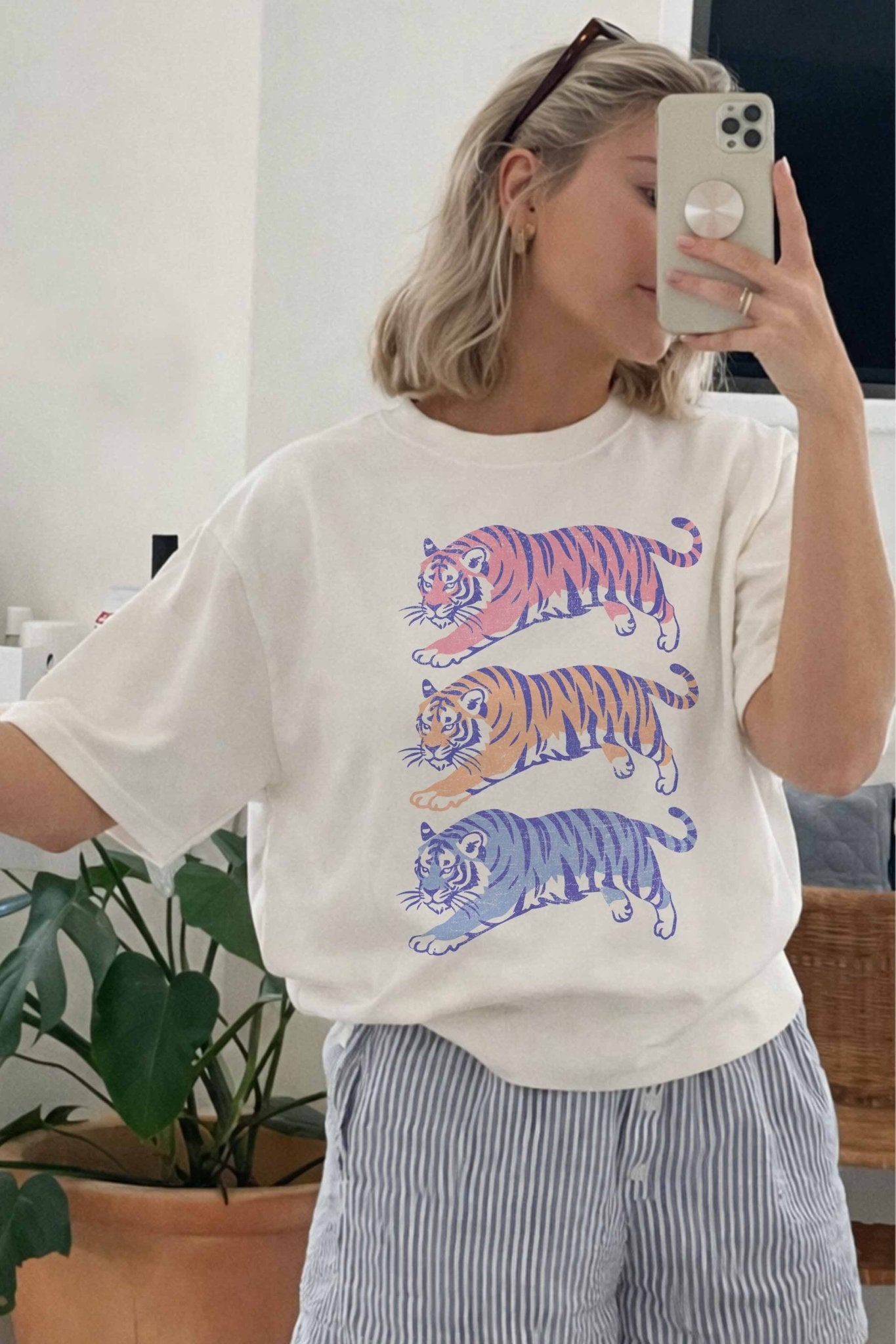 Pastel Tigers Oversized Graphic Tee - Westly