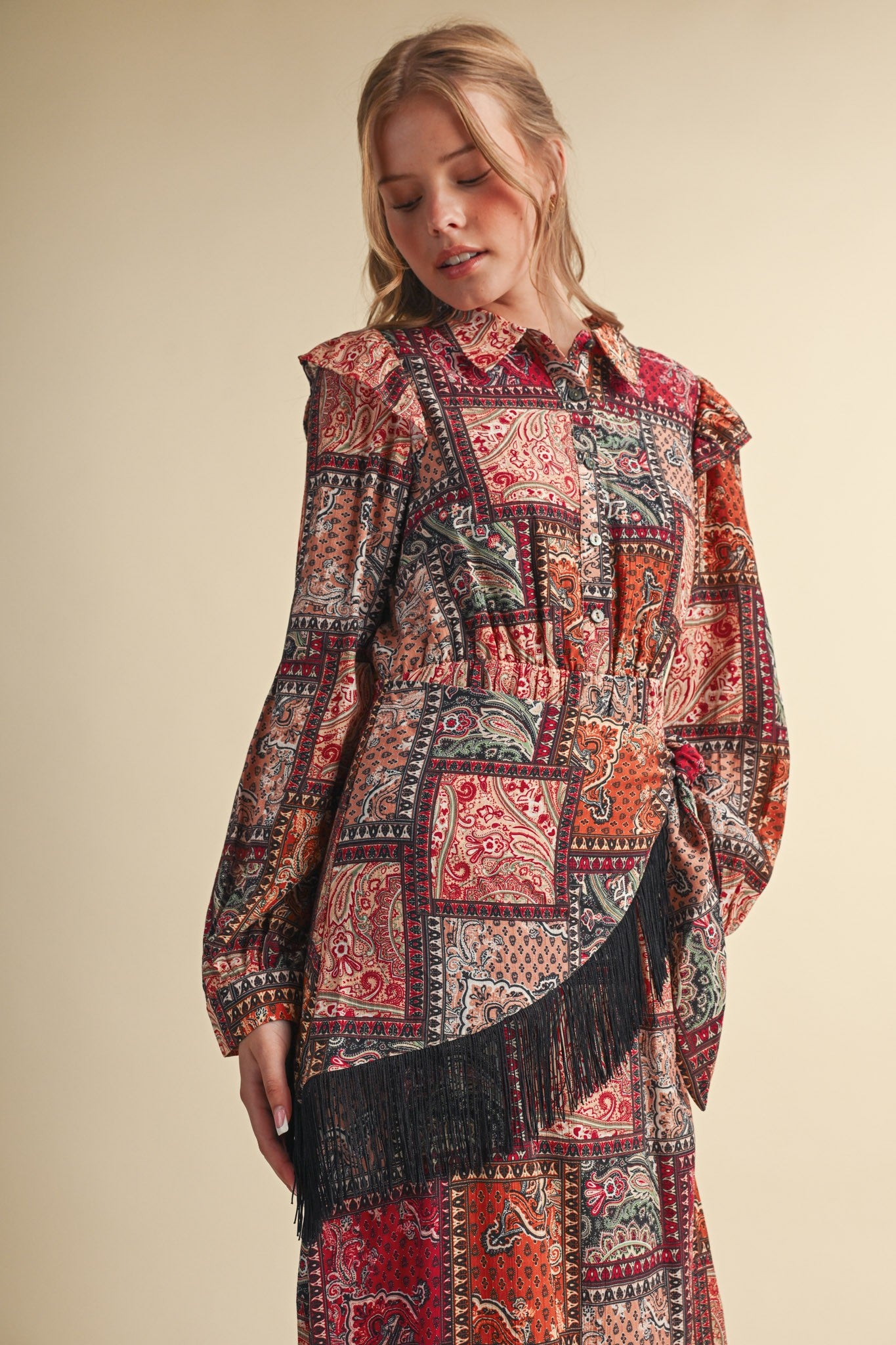 Patchwork Ballad Fringe Sash Printed Midi Dress in Rust Multi Patchwork, photo 9