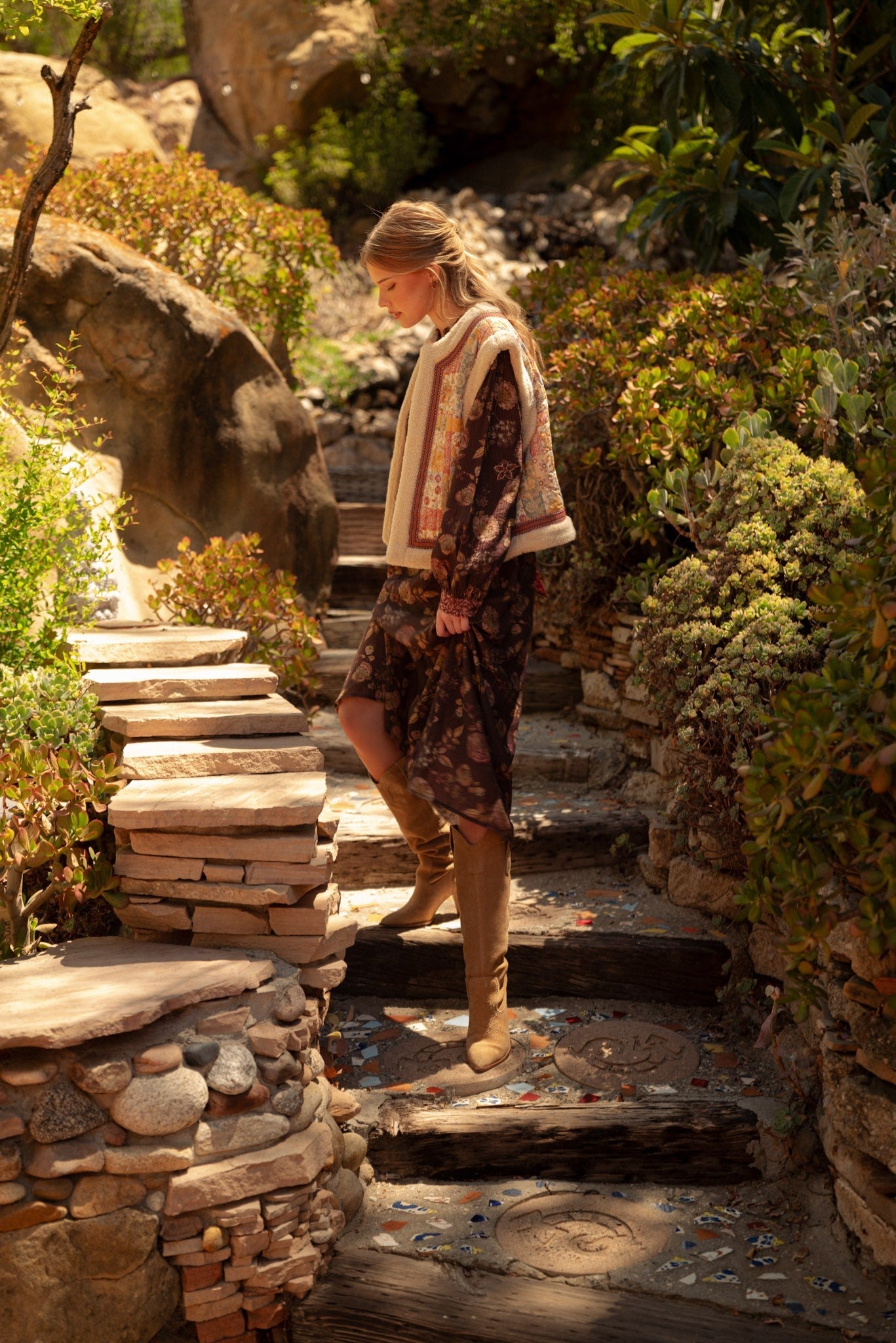 Patchwork Picnic Floral Print Sherpa Vest - Westly