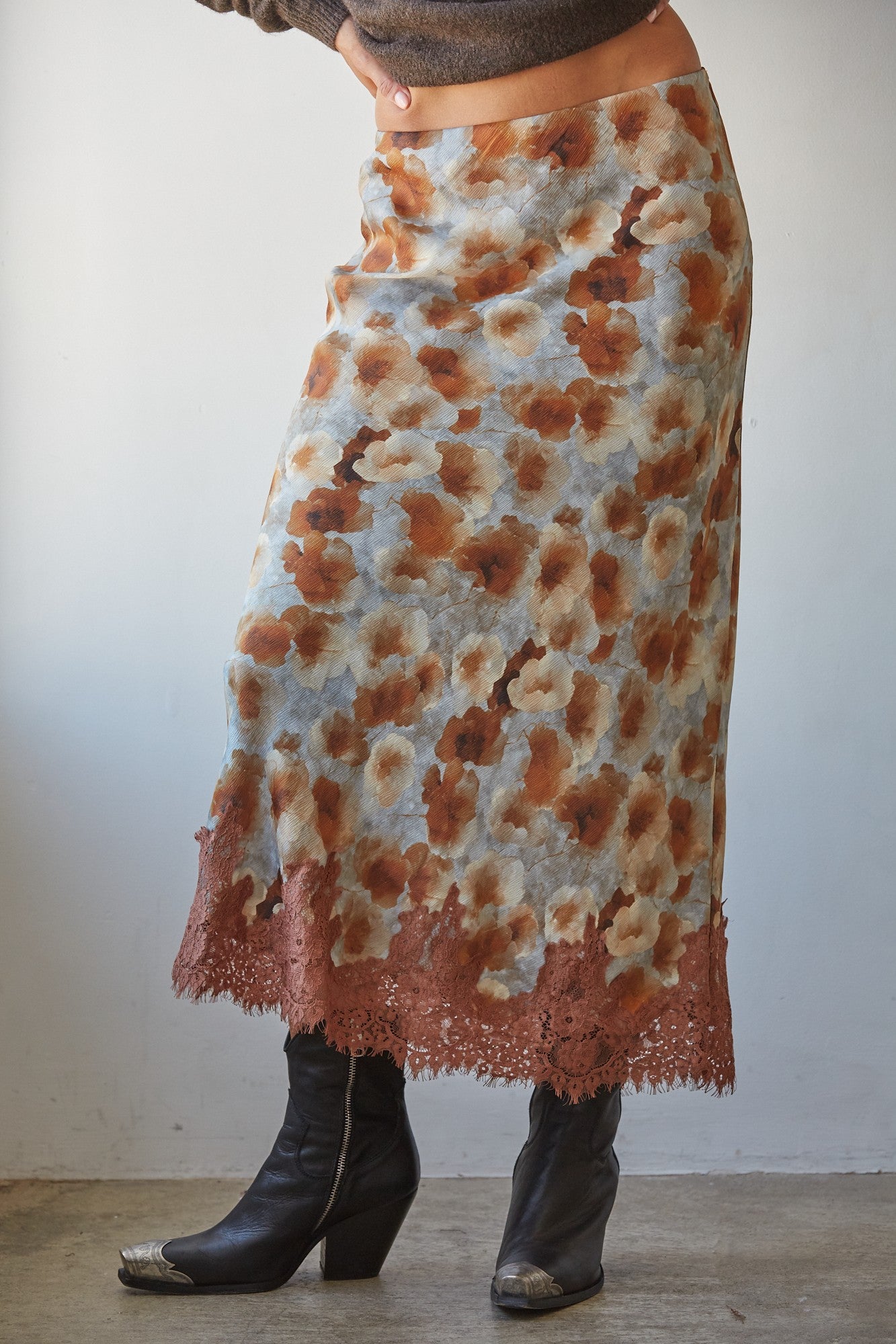 Petal Sketch Lace Trim Midi Skirt in Grey Camel - product photo 1
