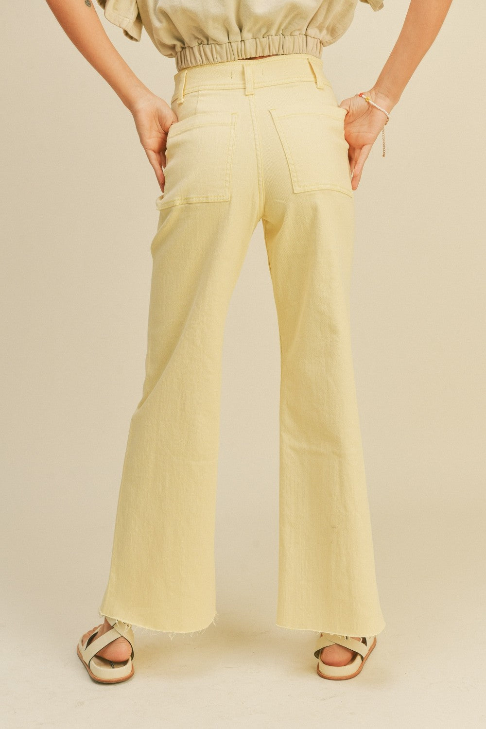 Plainview Raw Hem Wide Leg Jeans - Banana