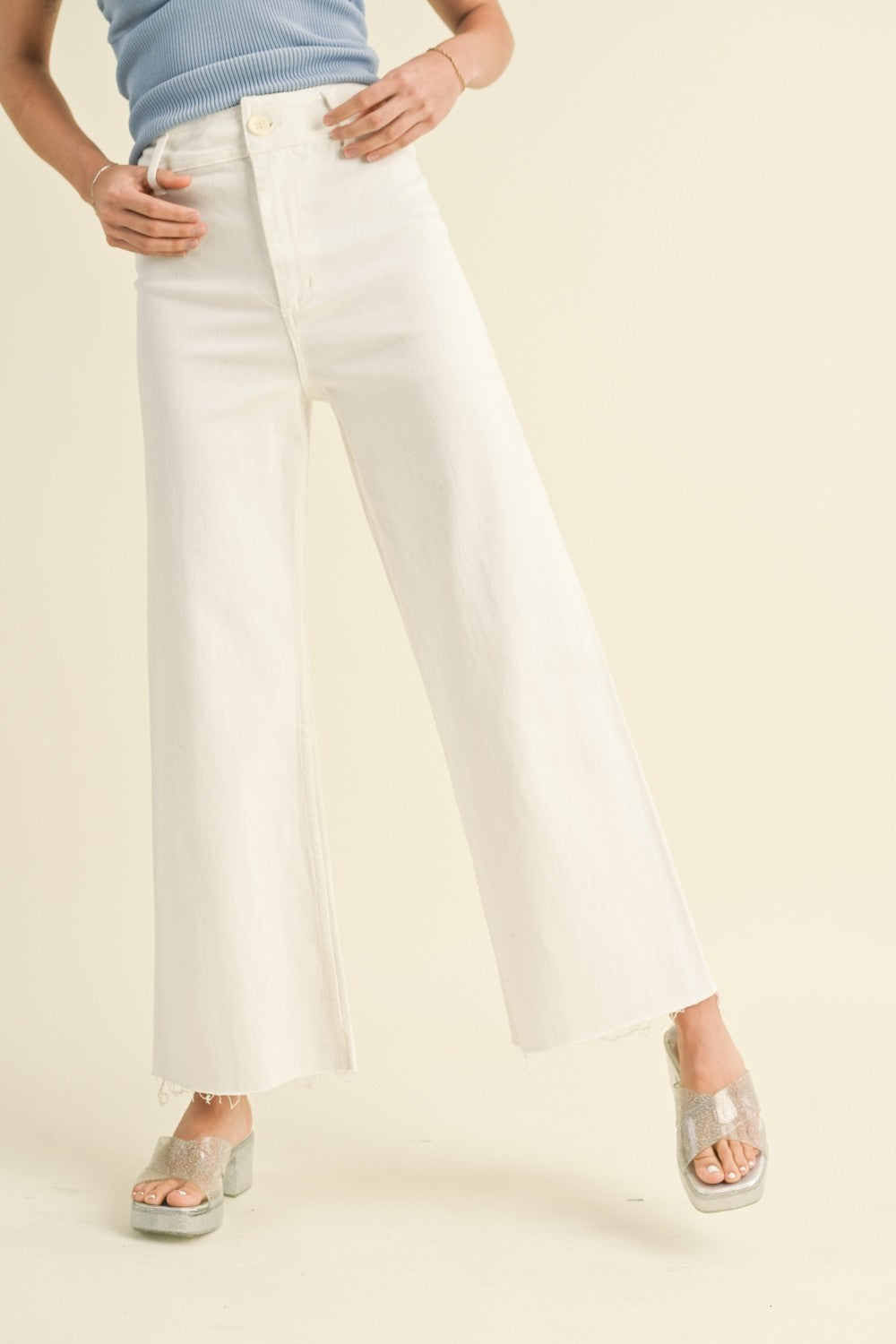 Plainview Raw Hem Wide Leg Jeans - Cream