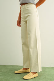 Plainview Raw Hem Wide Leg Jeans - Ecru