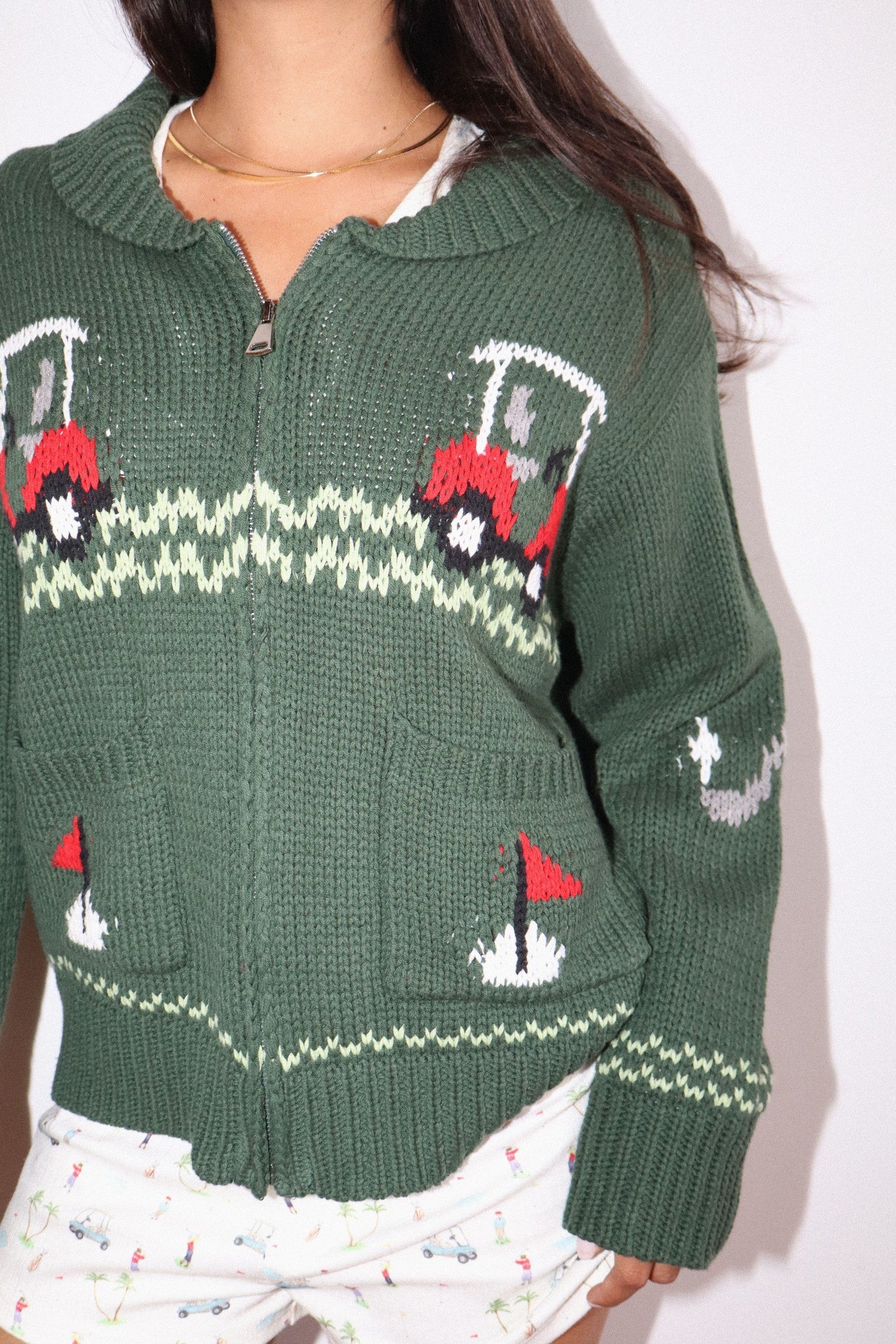 Putting Green Club Golf Motif Zip Cardigan in Green, photo 8