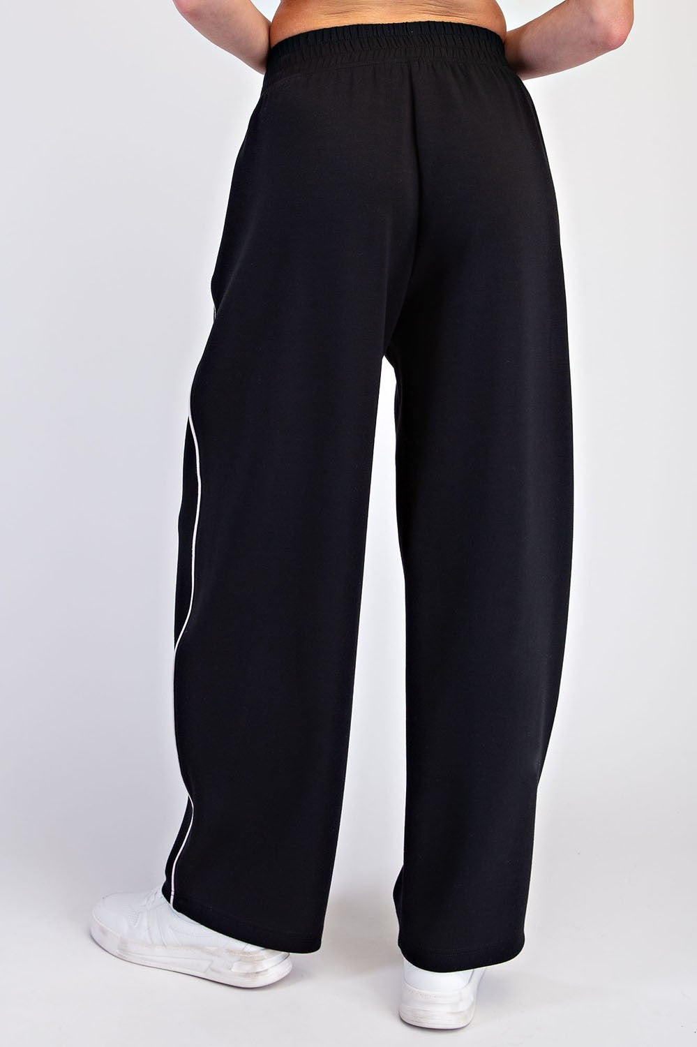 Rally Point Piped Scuba Lounge Pants in Black Mocha Cream, photo 2