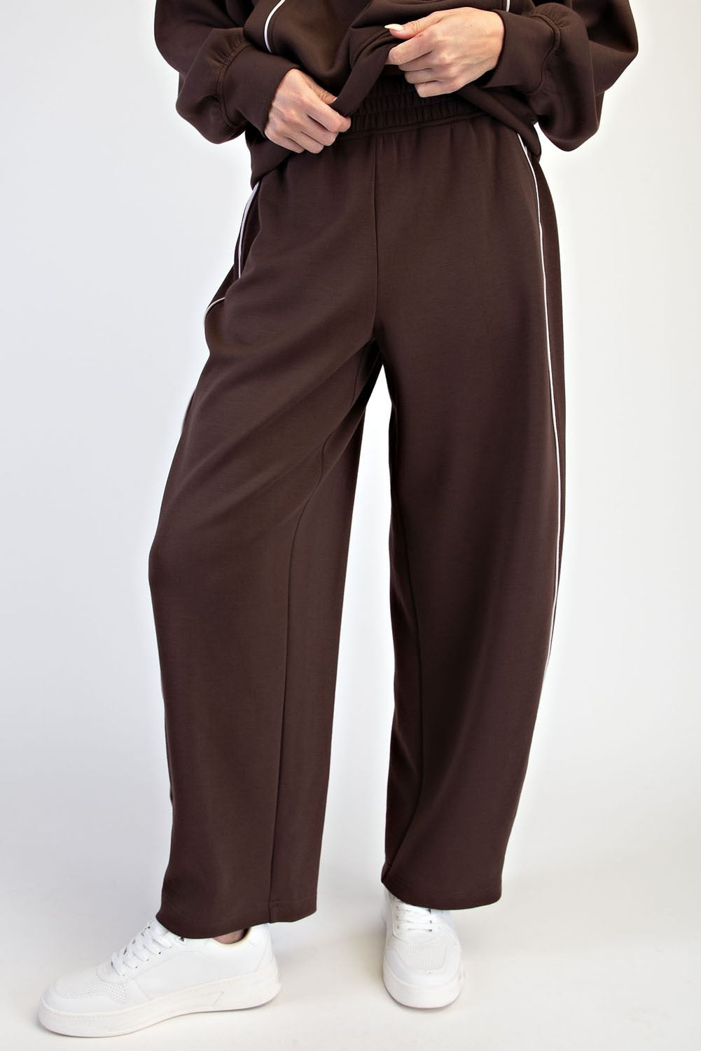 Rally Point Piped Scuba Lounge Pants in Espresso Mocha Cream, photo 1