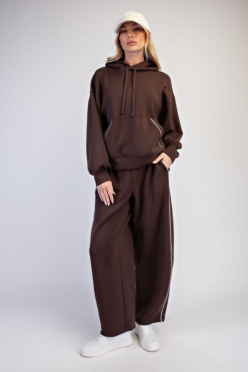 Rally Point Piped Scuba Lounge Pants in Espresso Mocha Cream, photo 4