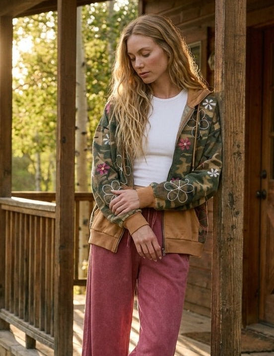 Roaming Daisy Camo Zip-Up Hoodie - Westly