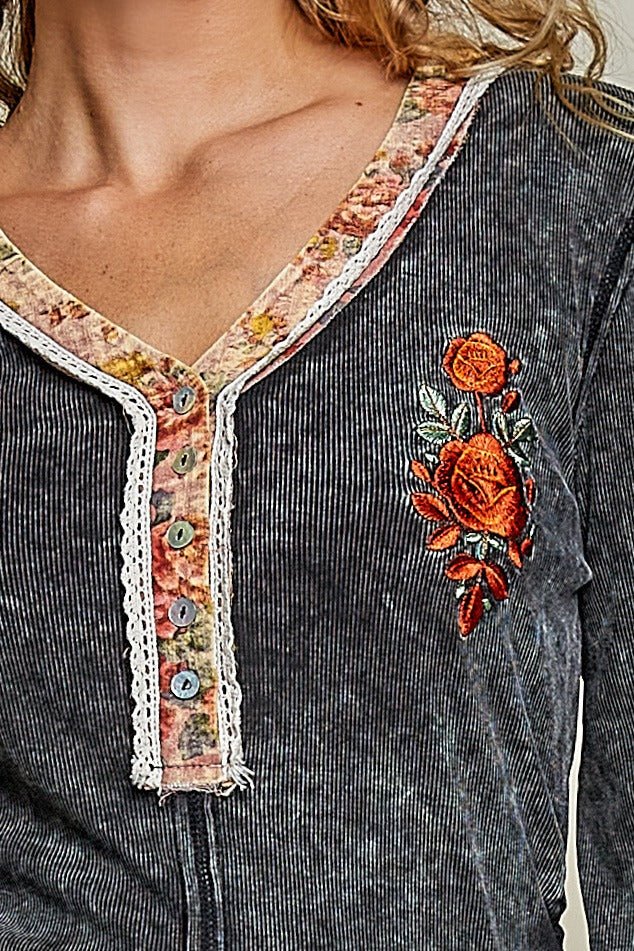 Rose & Thorn Ribbed Henley - Westly