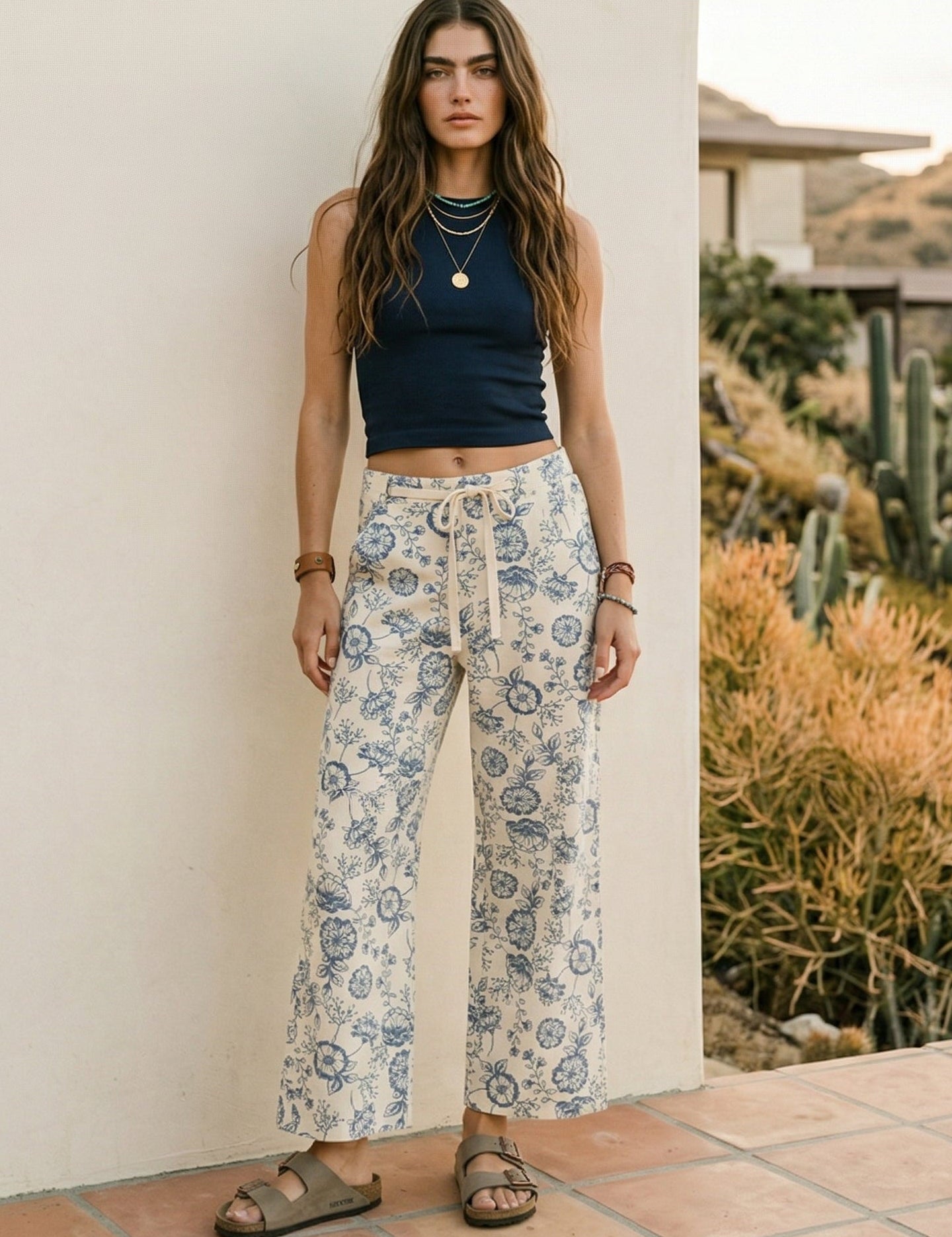 Shiloh Floral Printed Cropped Straight - Leg Pants - Westly