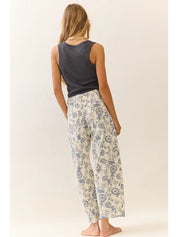 Shiloh Floral Printed Cropped Straight - Leg Pants - Westly