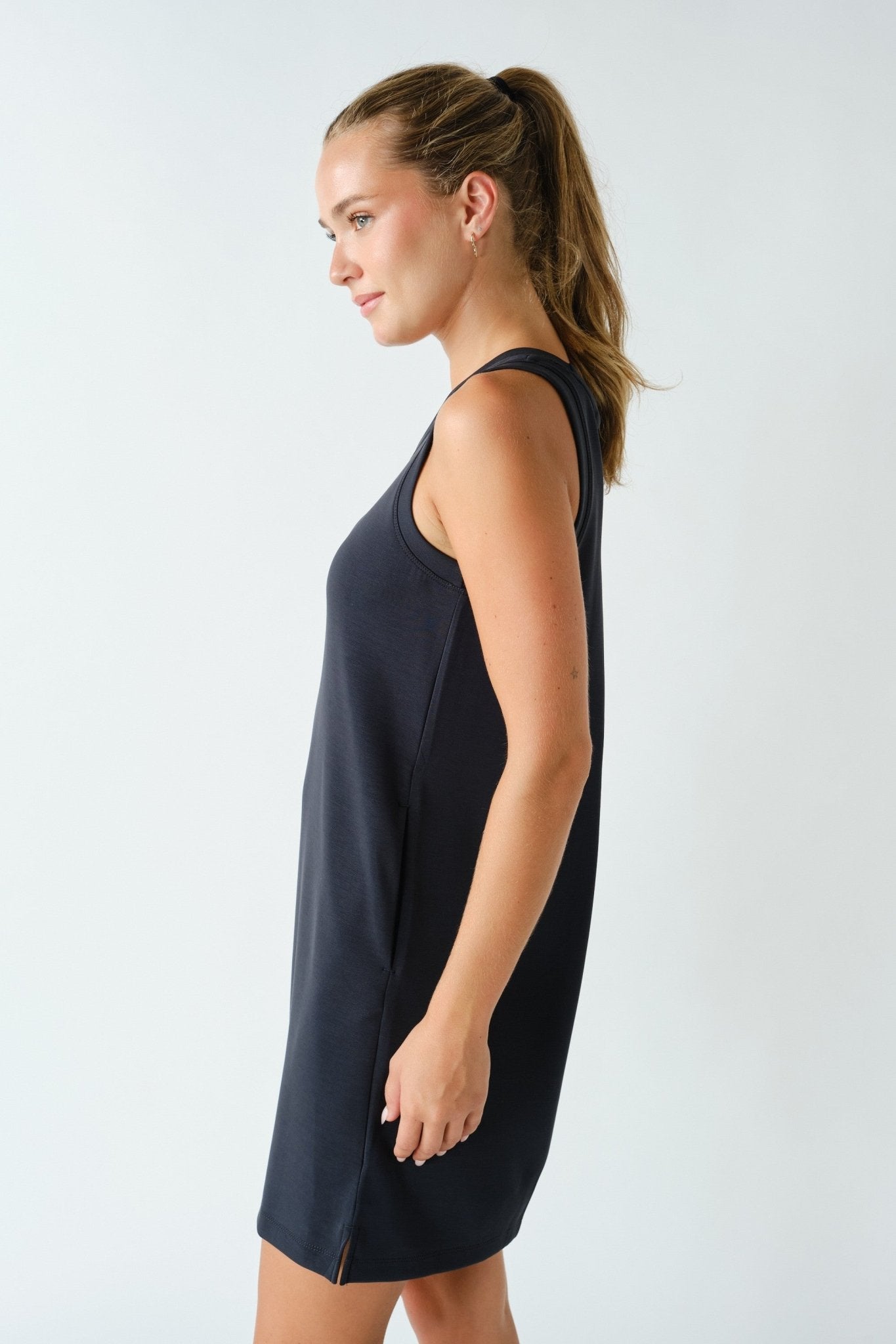 Siesta Scuba Shift Dress - Westly