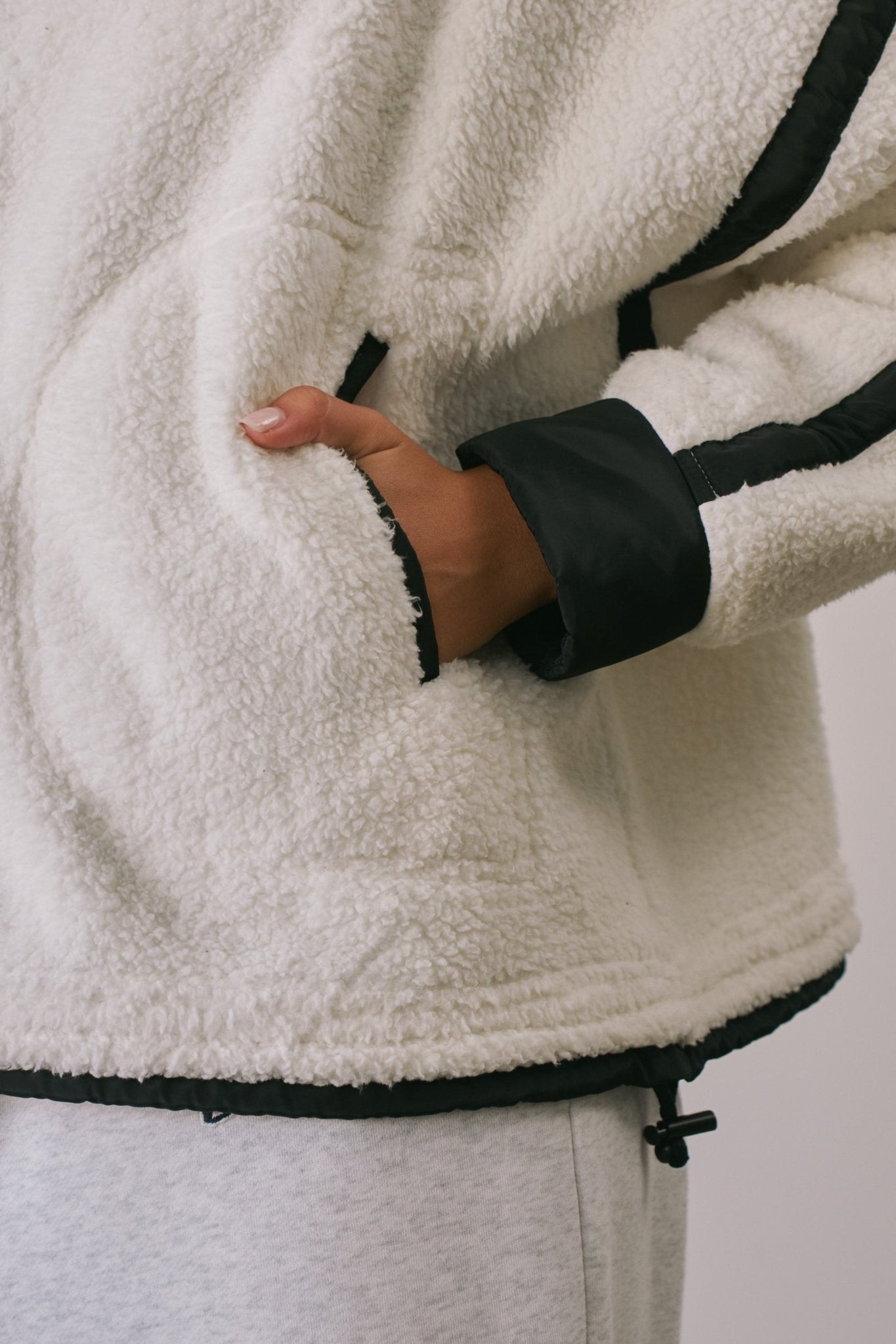 Ski Lodge Contrast Seam Half-Zip Sherpa - Westly