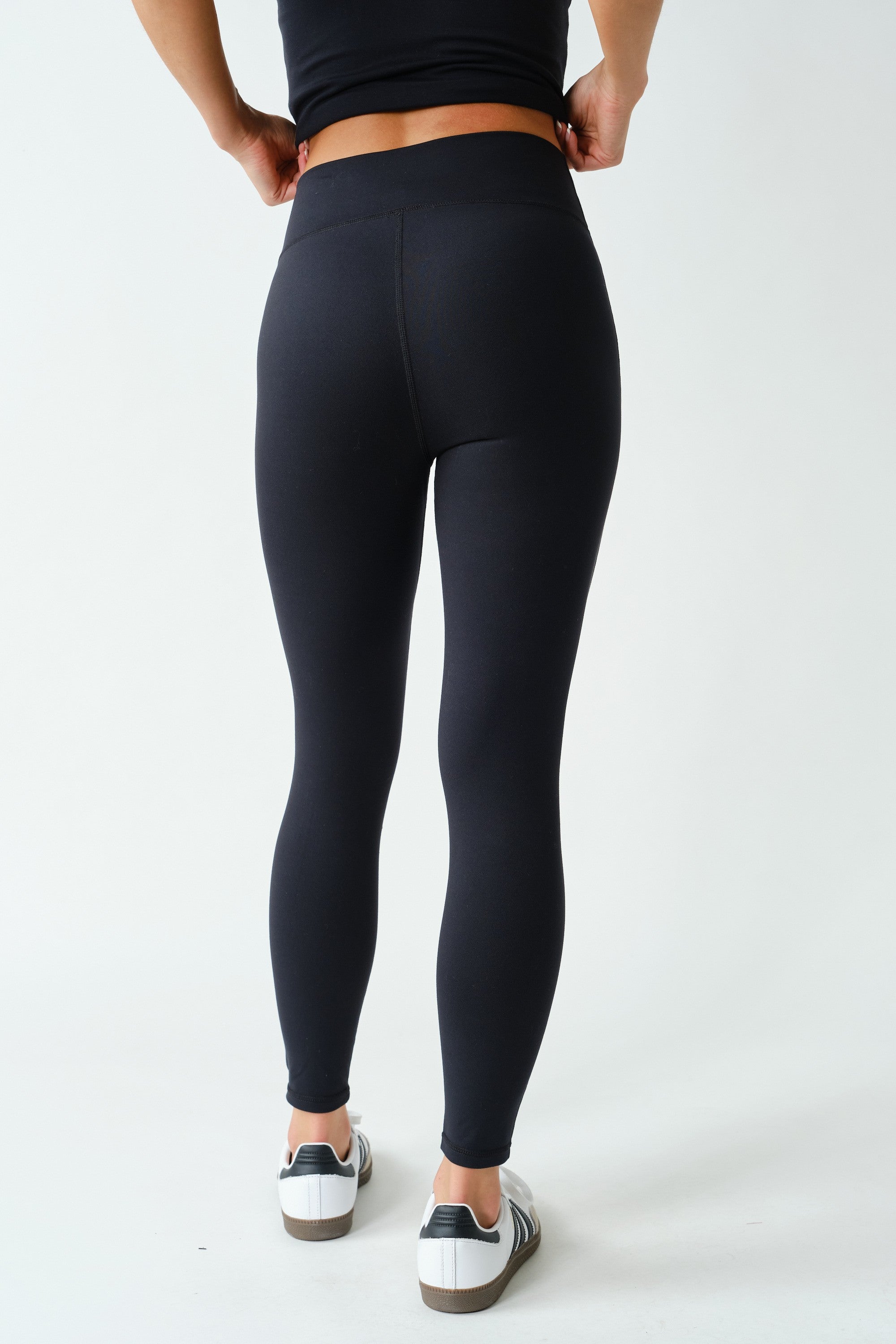 Smooth Operator Seamless Front Leggings in Black, photo 3