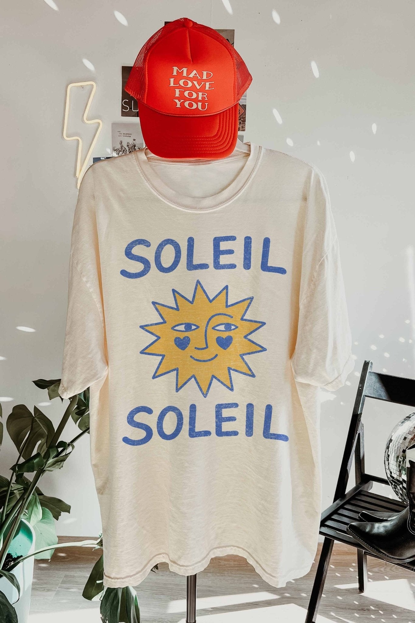 Soleil Sun Graphic Tee - Westly