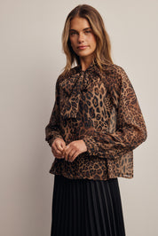 Spotted Hour Leopard Tie Neck Blouse in Leopard, photo 7
