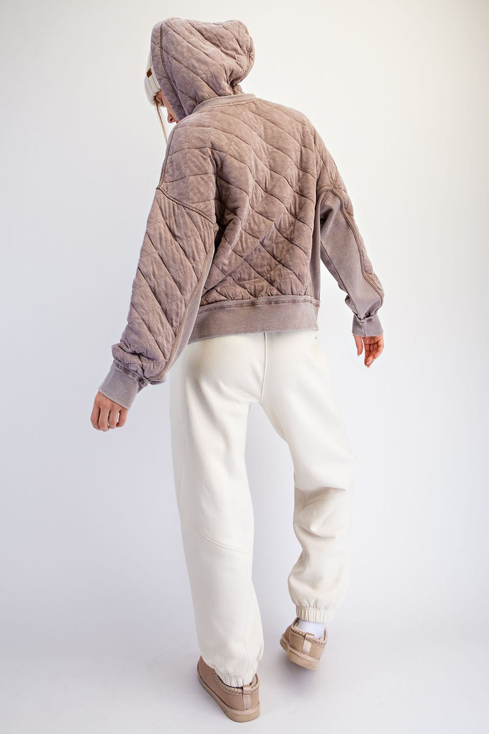 Stratton Washed Quilted Quarter-Zip Hoodie in Mocha, photo 4