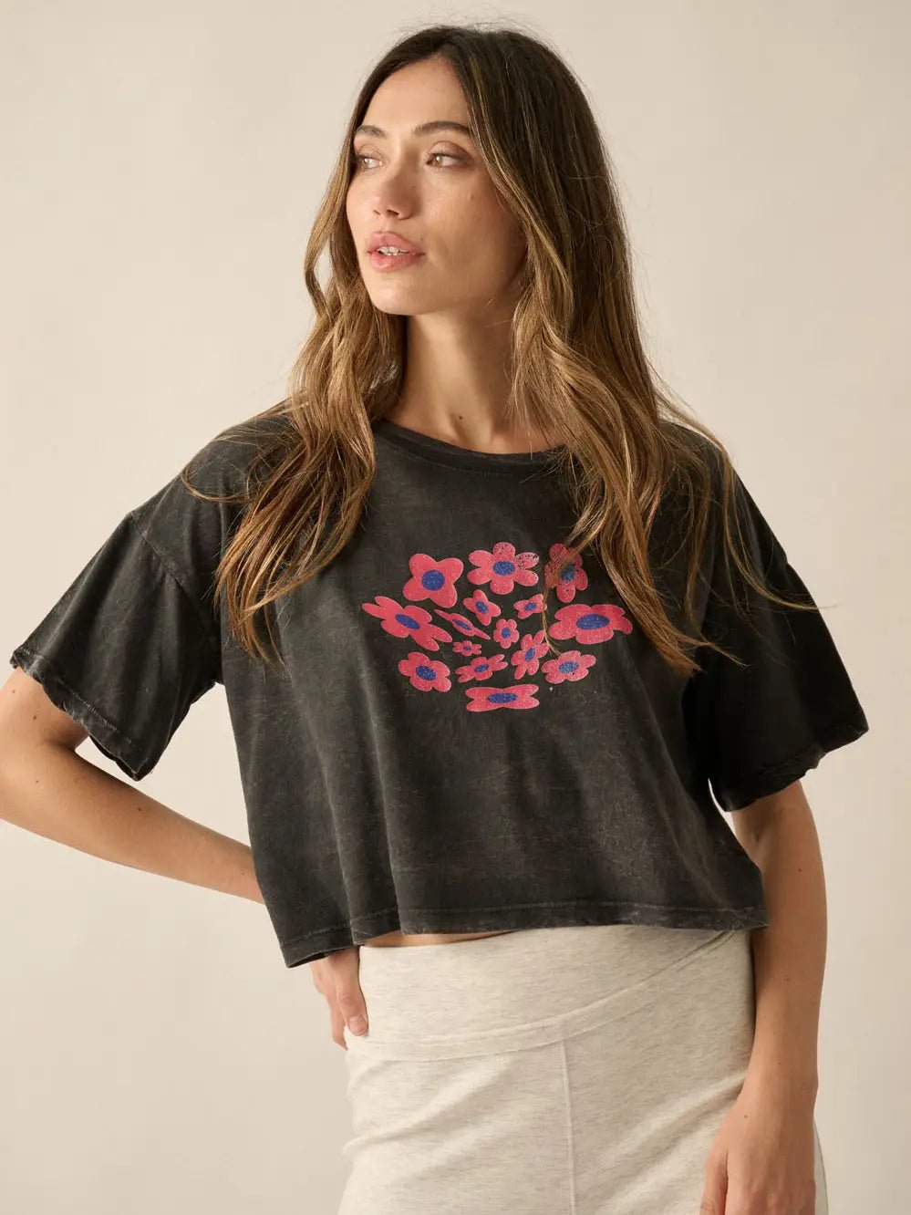 Stretched Flowers Mineral - Washed Cropped Graphic - Westly