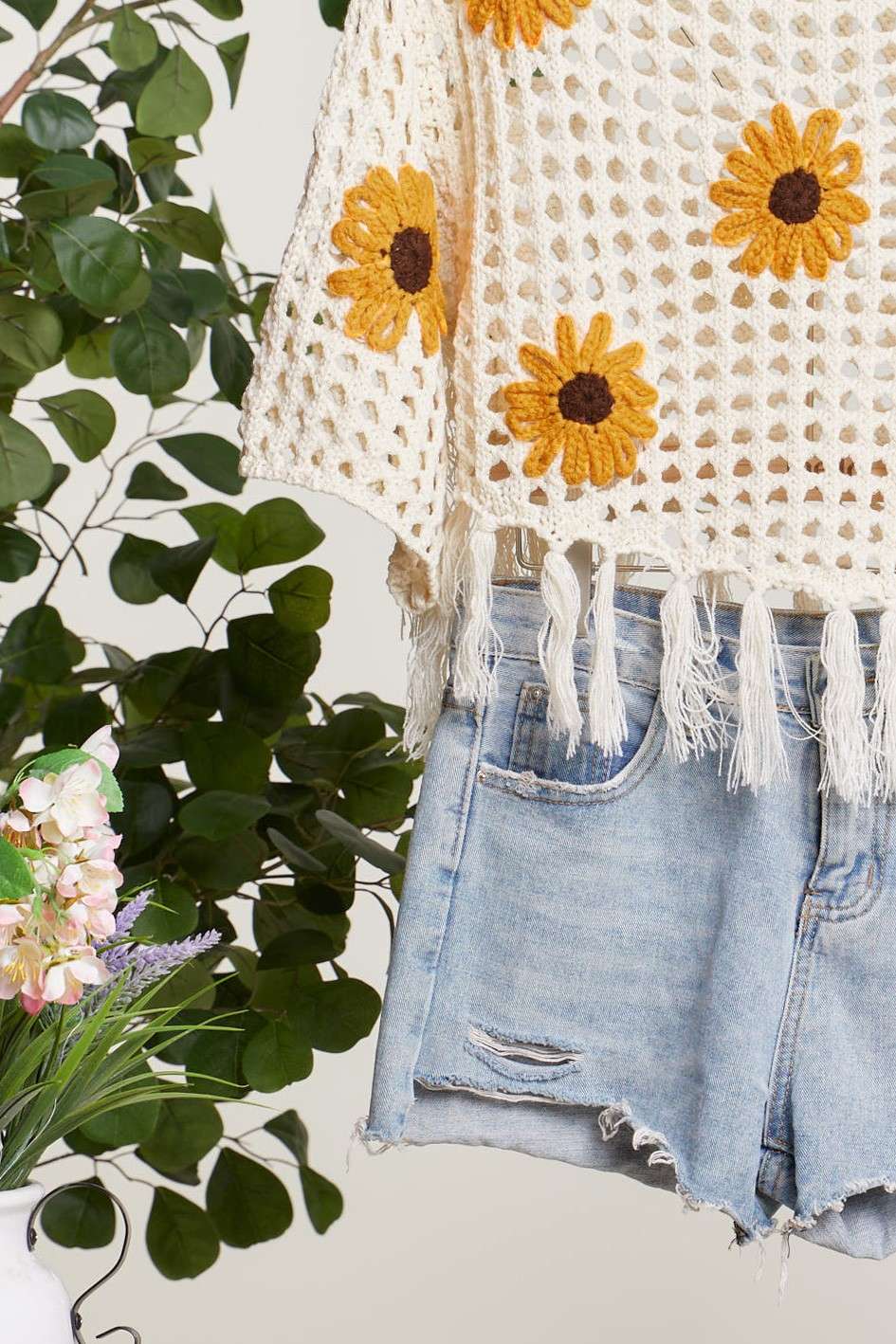 Summer Daze Sunflower Crochet Poncho - Westly