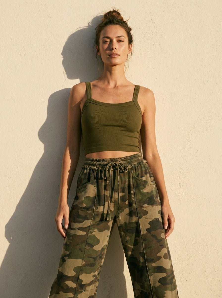Sun Chaser Barrel Fit Printed Utility Knit Pants - Westly