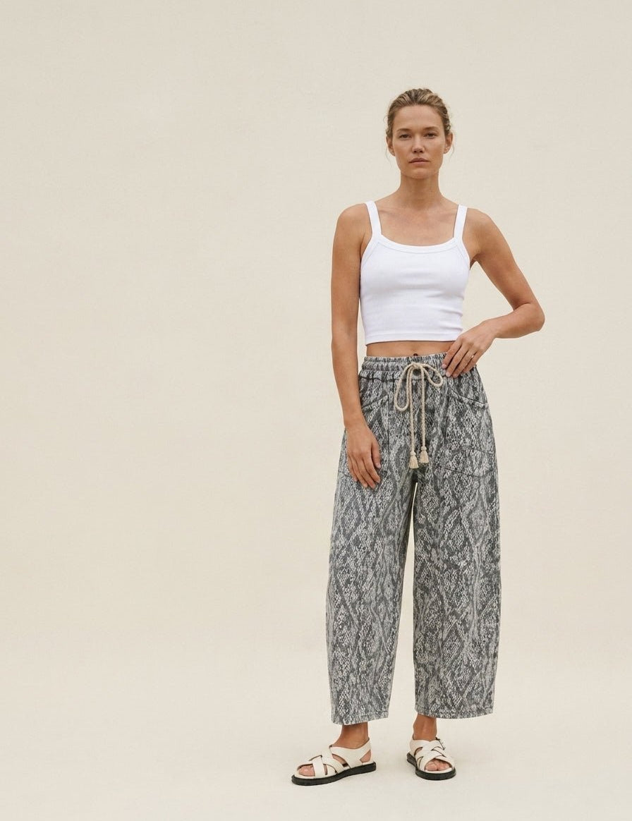 Sun Chaser Barrel Fit Printed Utility Knit Pants - Westly