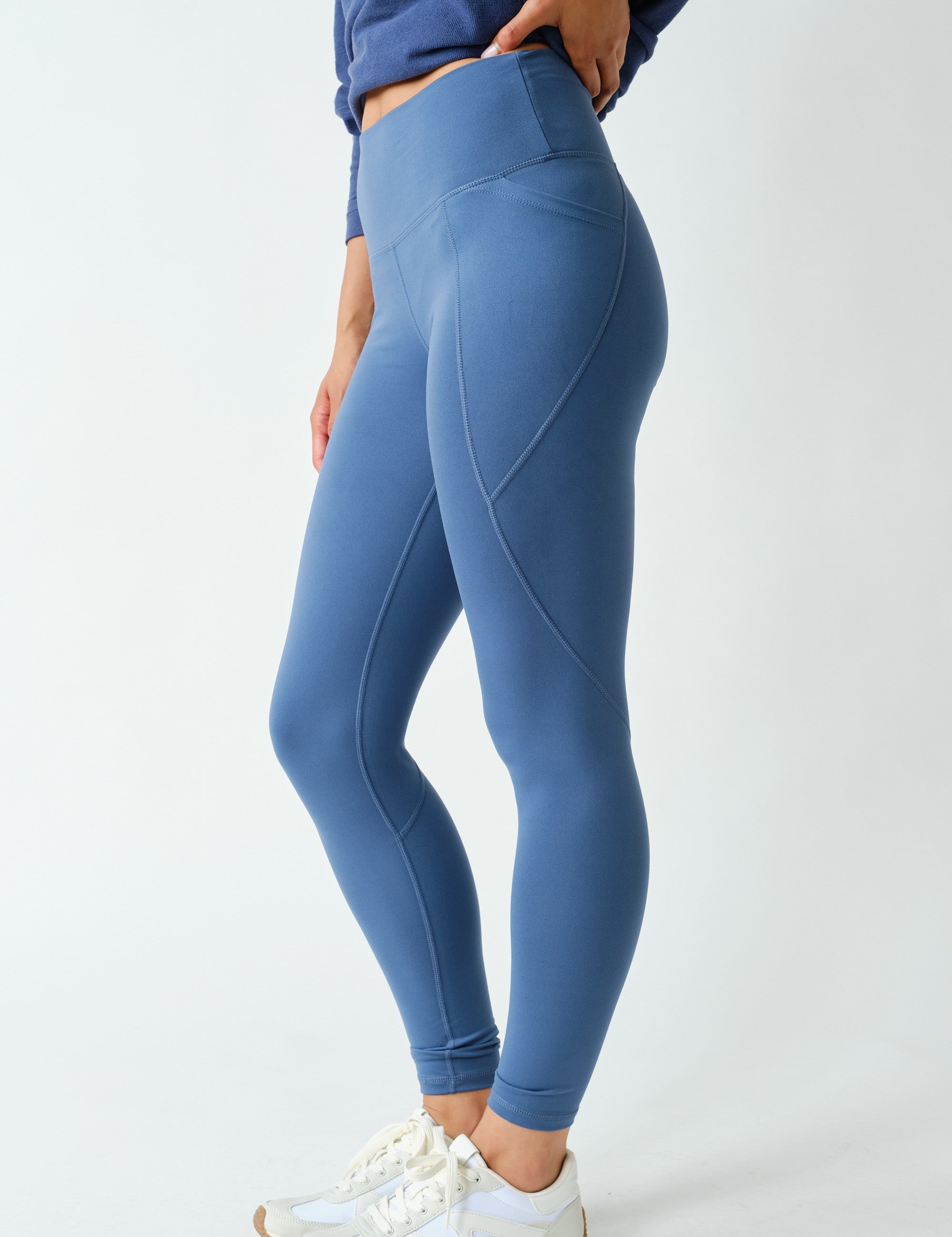 Sure Footed High Rise Sculpt Pocket Leggings in Ocean, photo 2