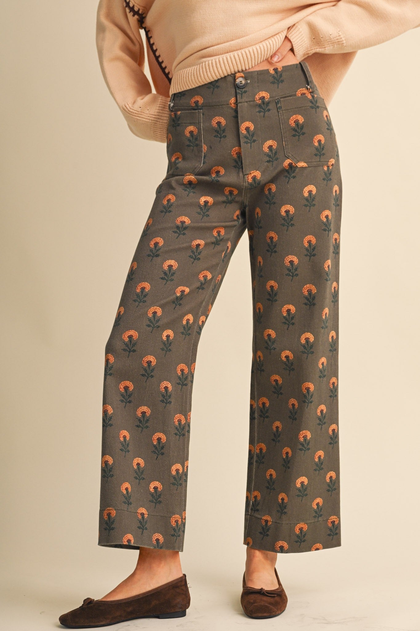 Sweetgrass Floral Wide Leg Cropped Pants in Olive Floral, photo 5