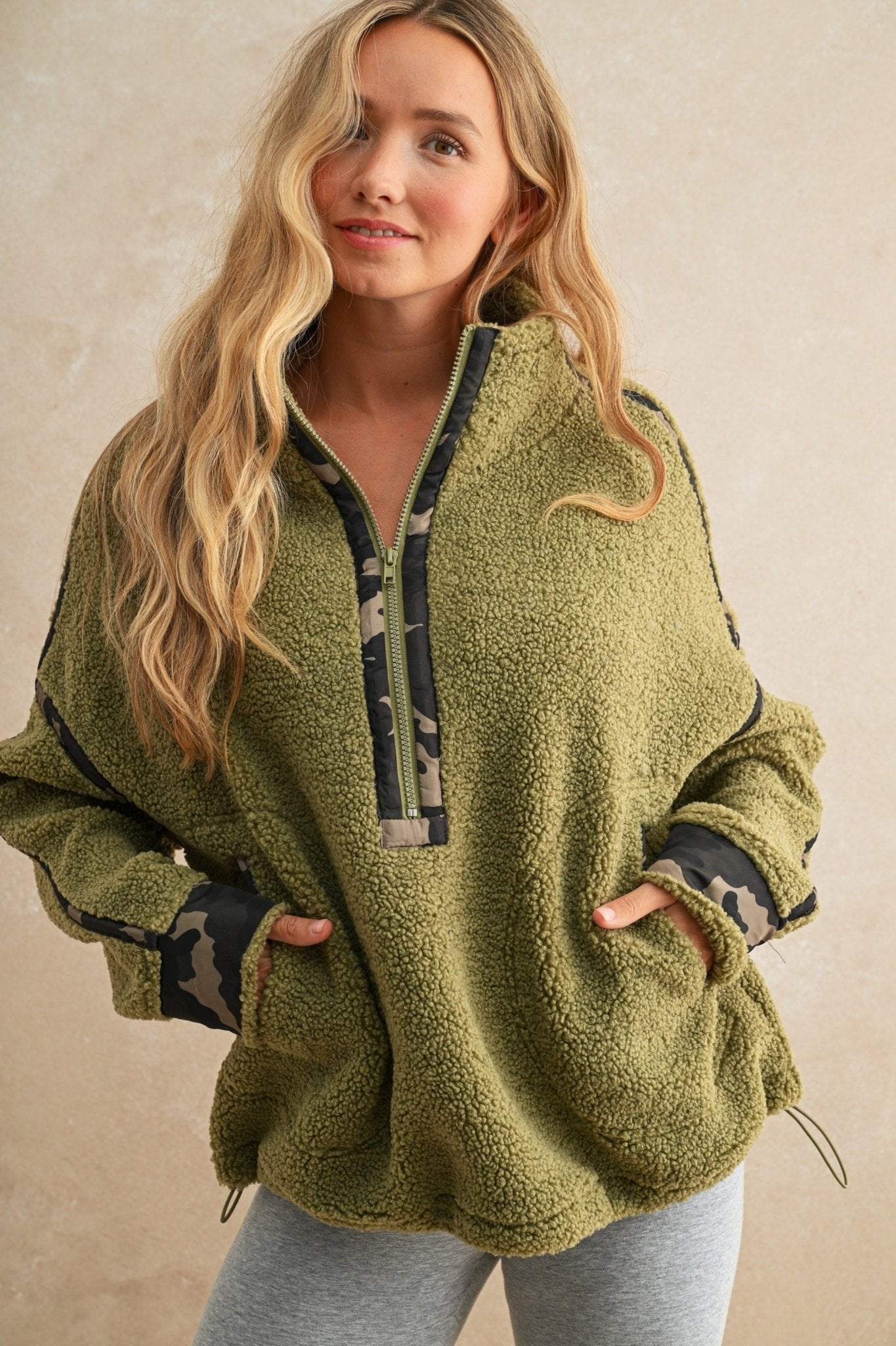Tahoe Camo Contrast Fleece Pullover - Westly