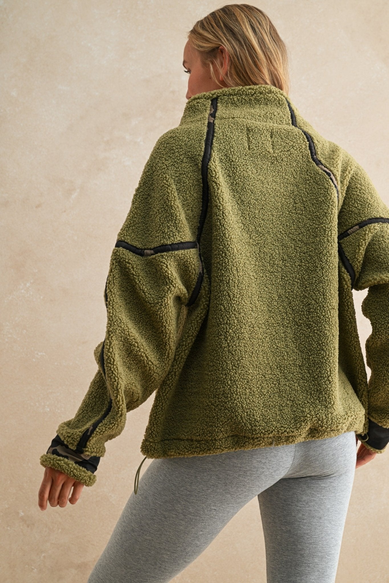 Tahoe Camo Contrast Fleece Pullover - Westly