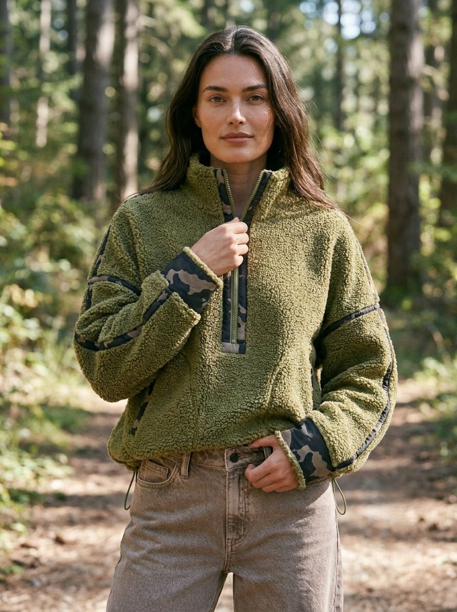 Tahoe Camo Contrast Fleece Pullover - Westly