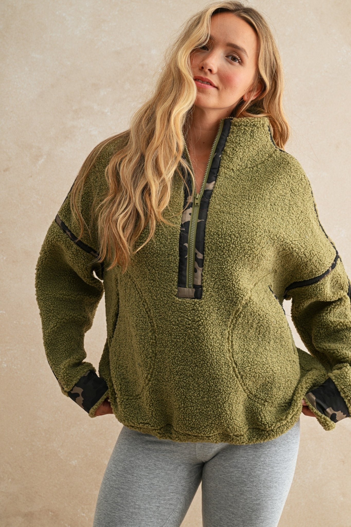 Tahoe Camo Contrast Fleece Pullover - Westly