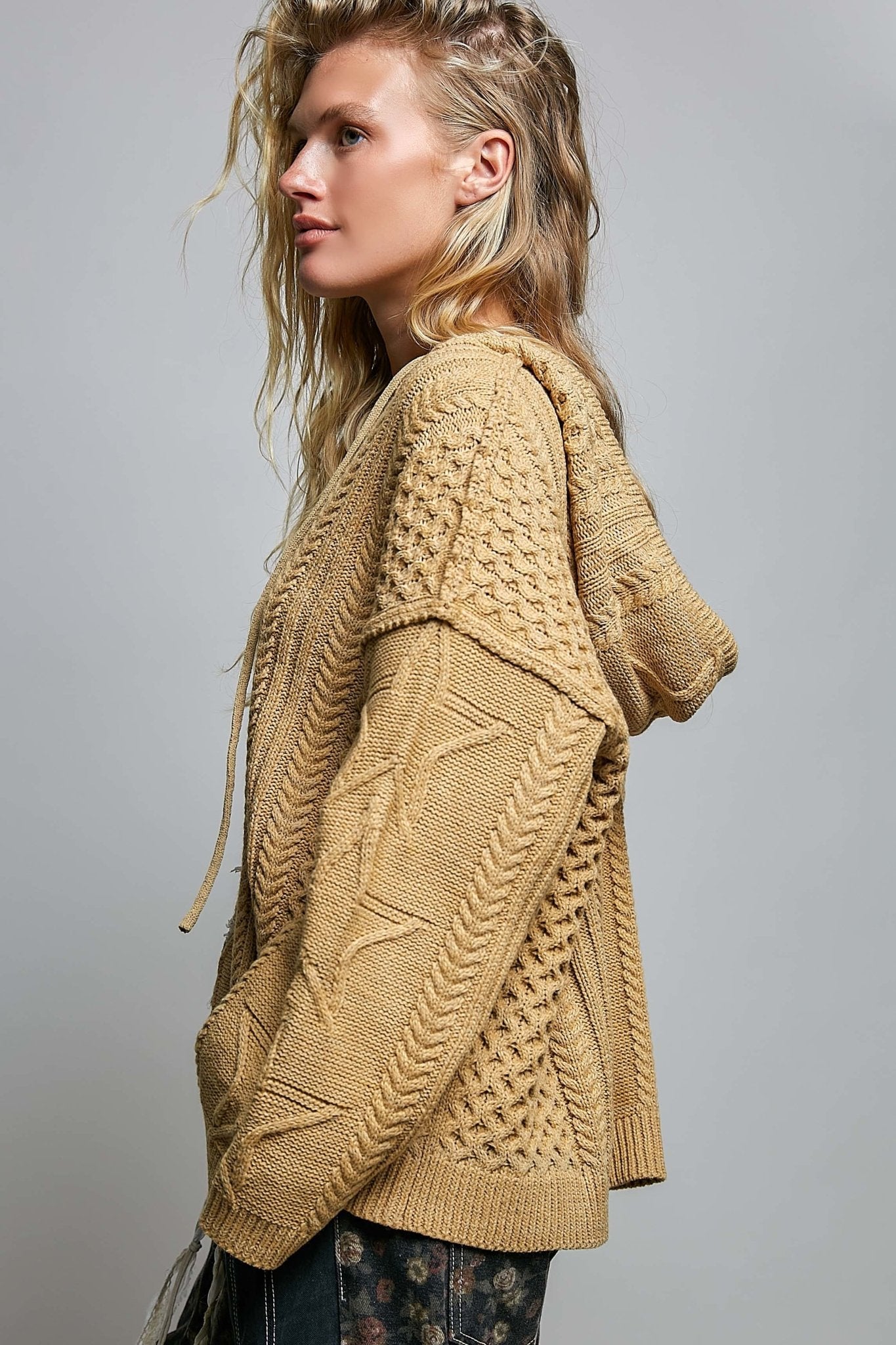 Three Wishes Hooded V-Neck Sweater - Westly