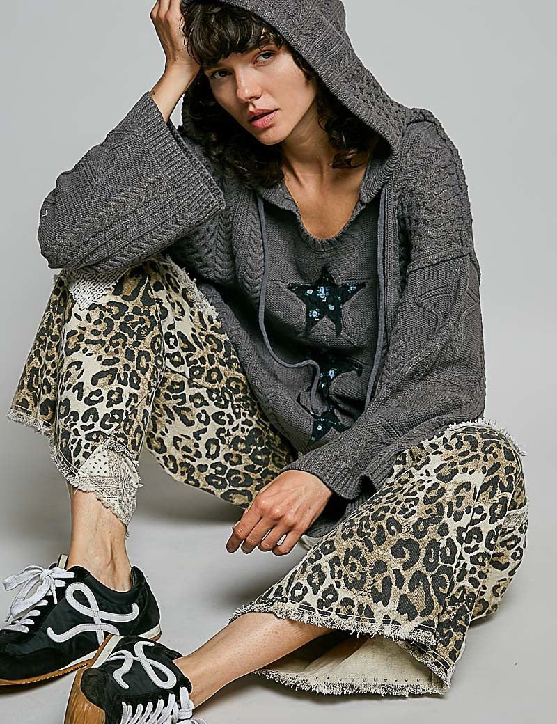 Three Wishes Hooded V-Neck Sweater - Westly