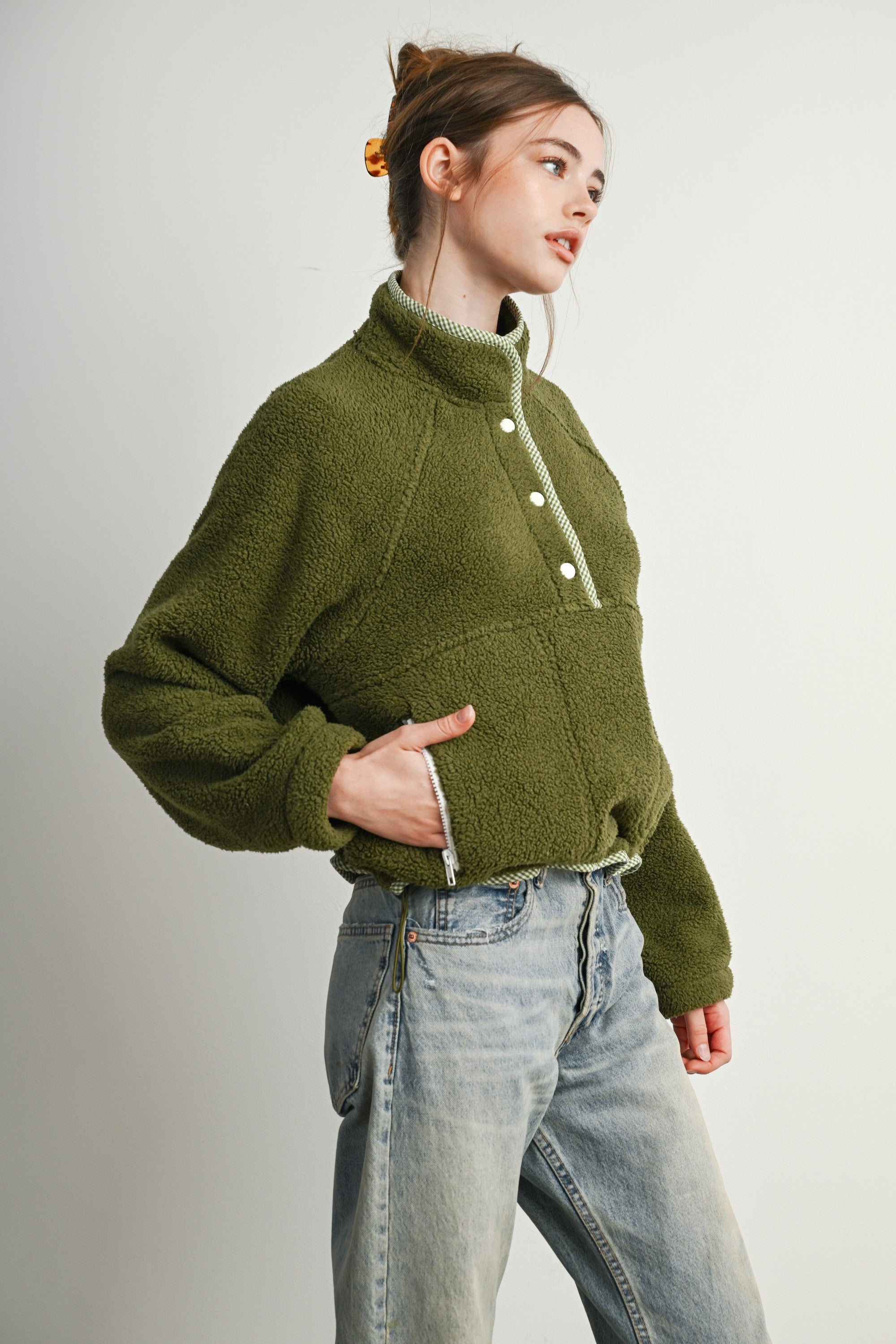 Trailmarker Gingham Trim Fleece Pullover in Olive Multi - product photo 6