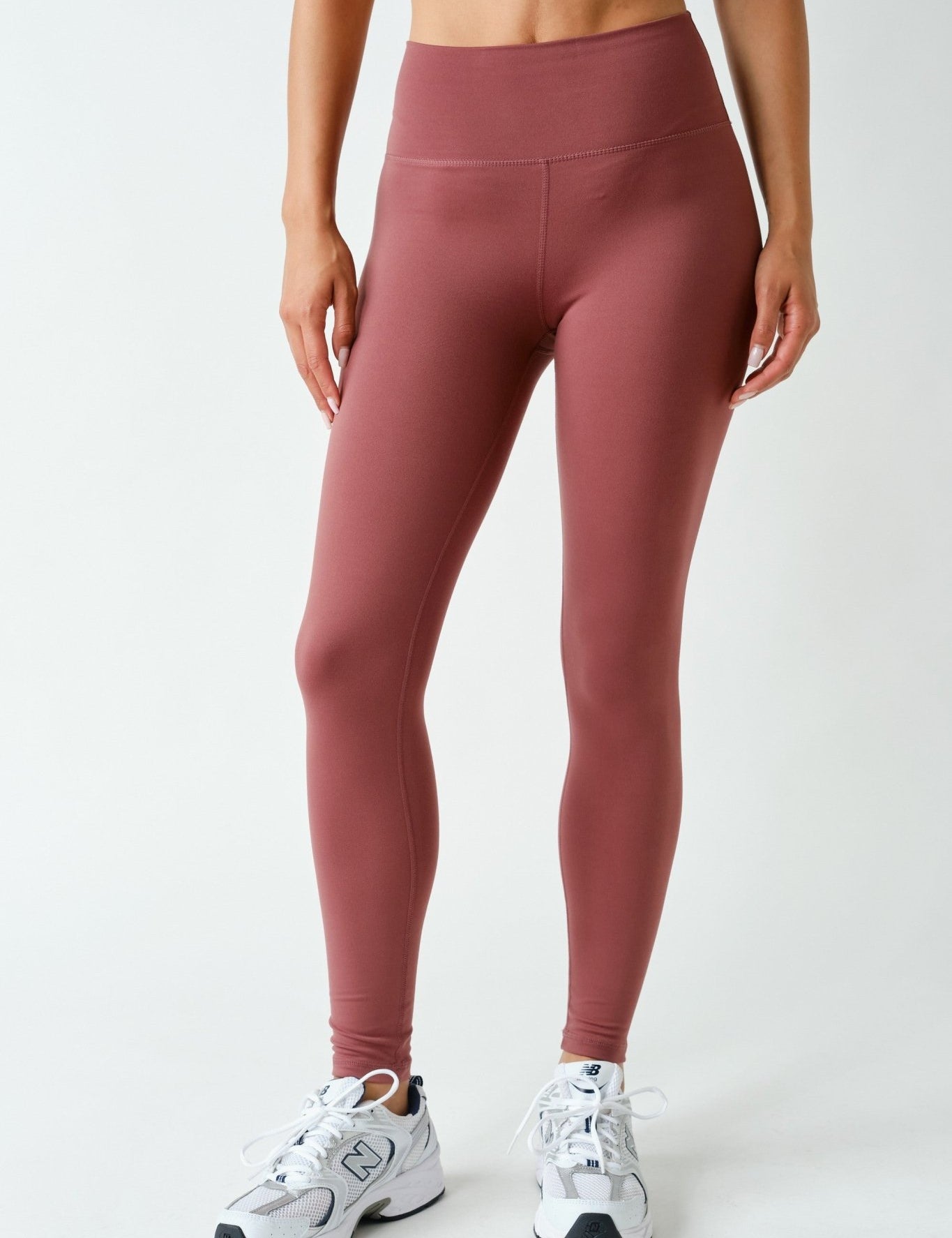 True Form Contour Seam Leggings - Westly