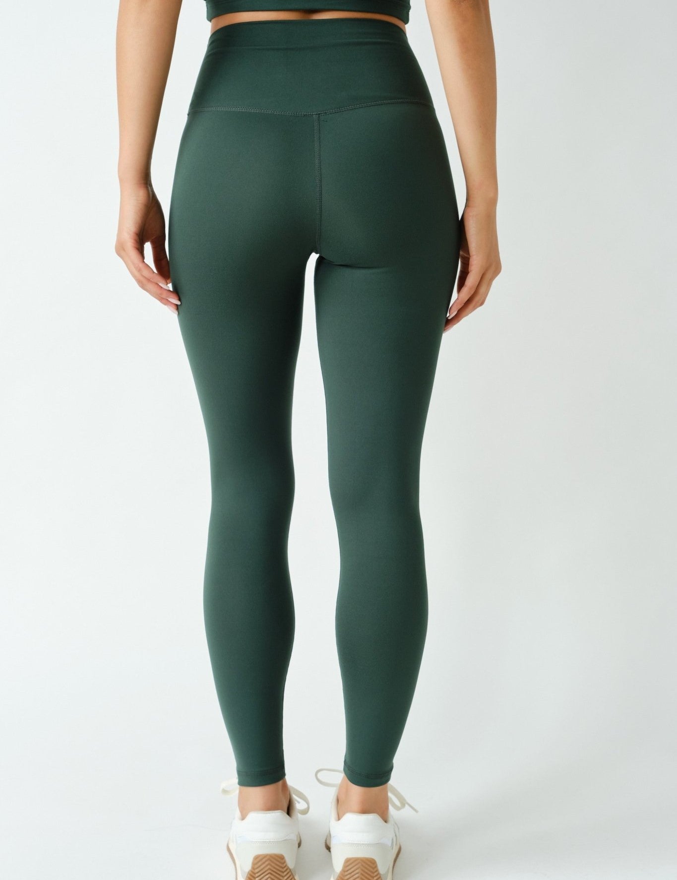 True Form Contour Seam Leggings - Westly