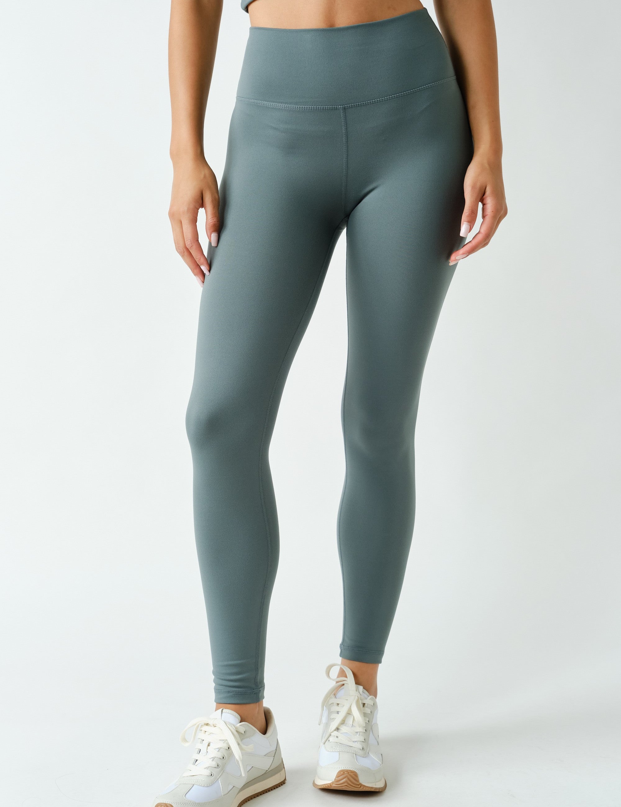 True Form Contour Seam Leggings in Eucalyptus, photo 1
