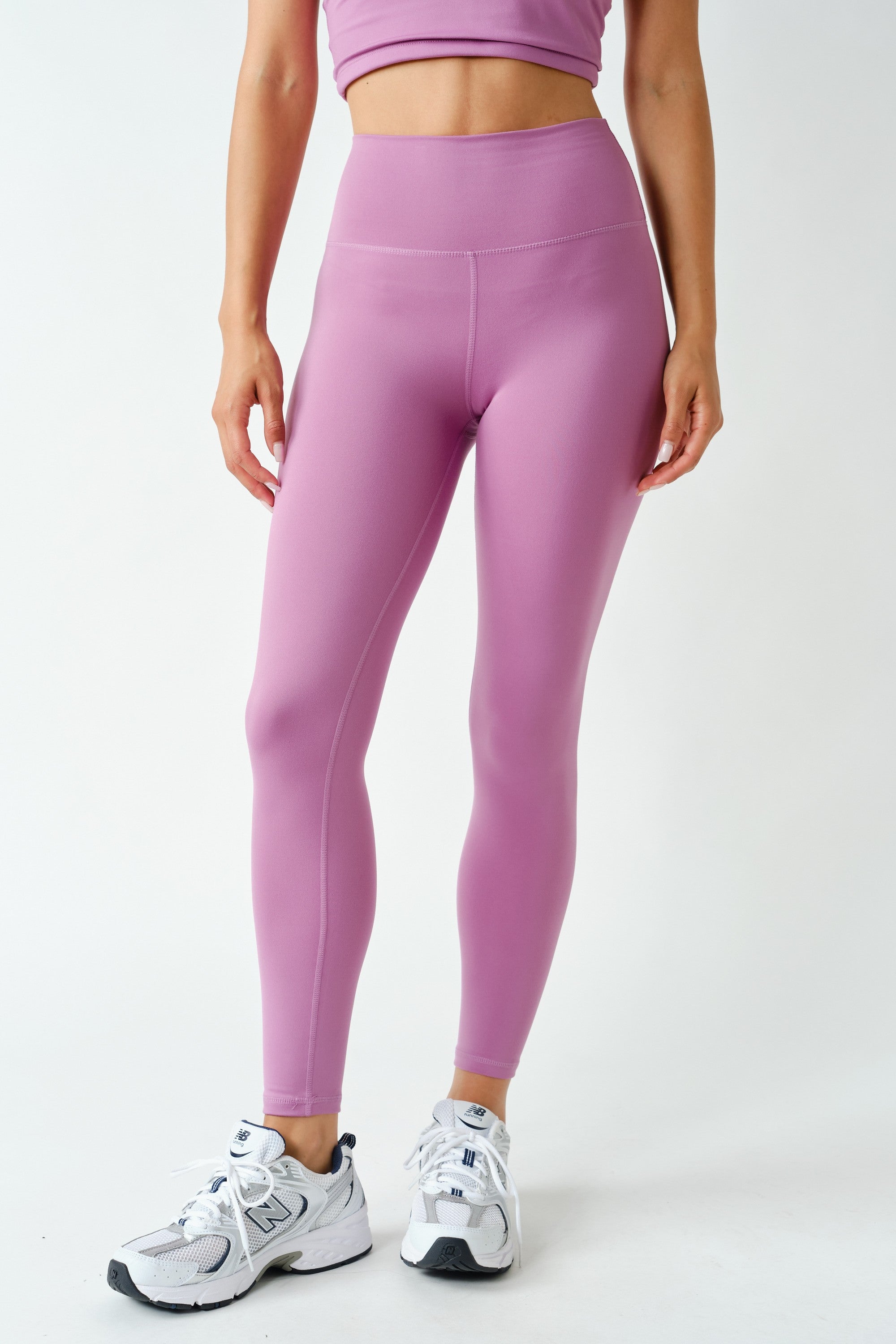 True Form Contour Seam Leggings in Mulberry, photo 1