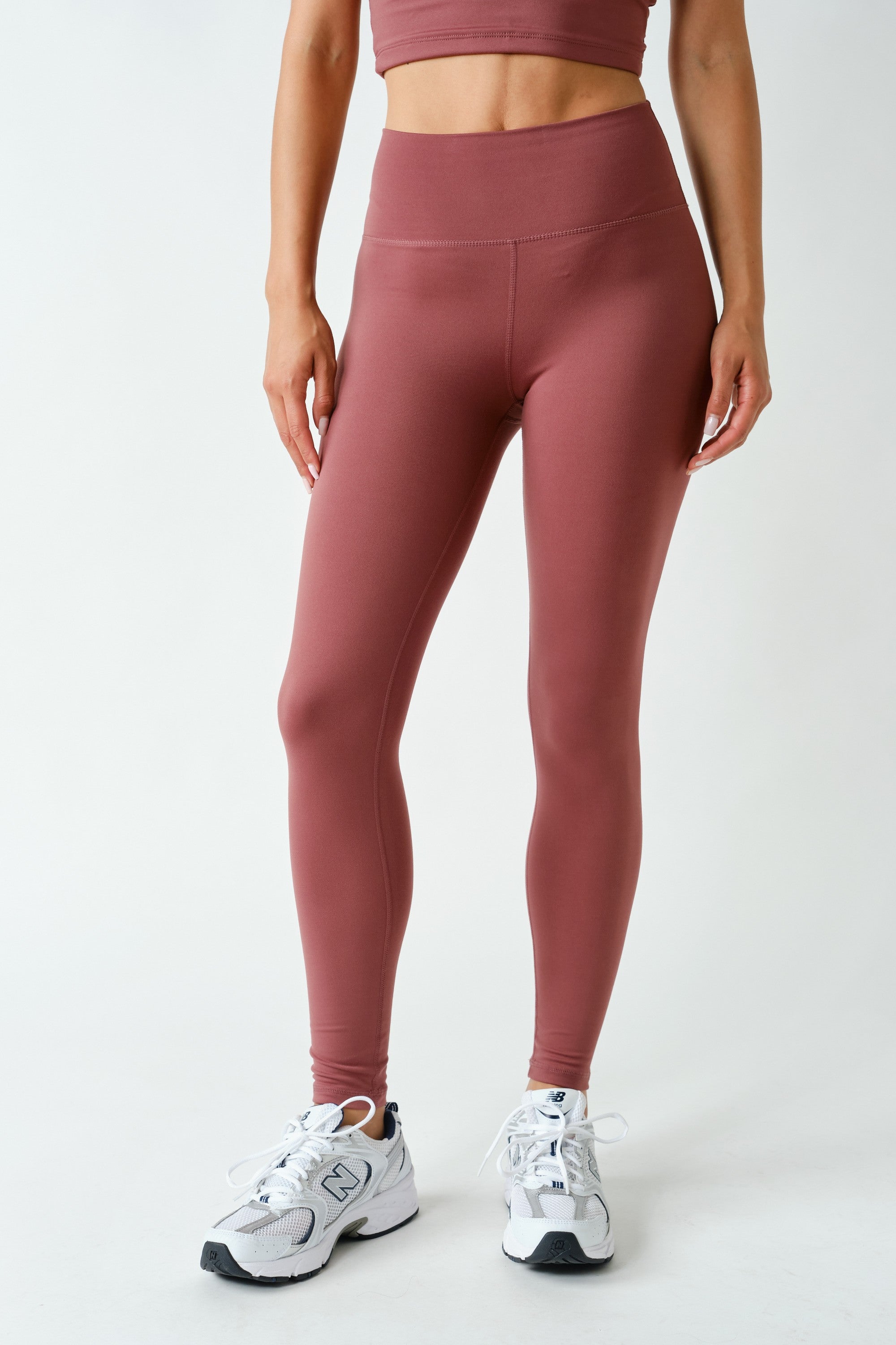 True Form Contour Seam Leggings in Rosewood, photo 1