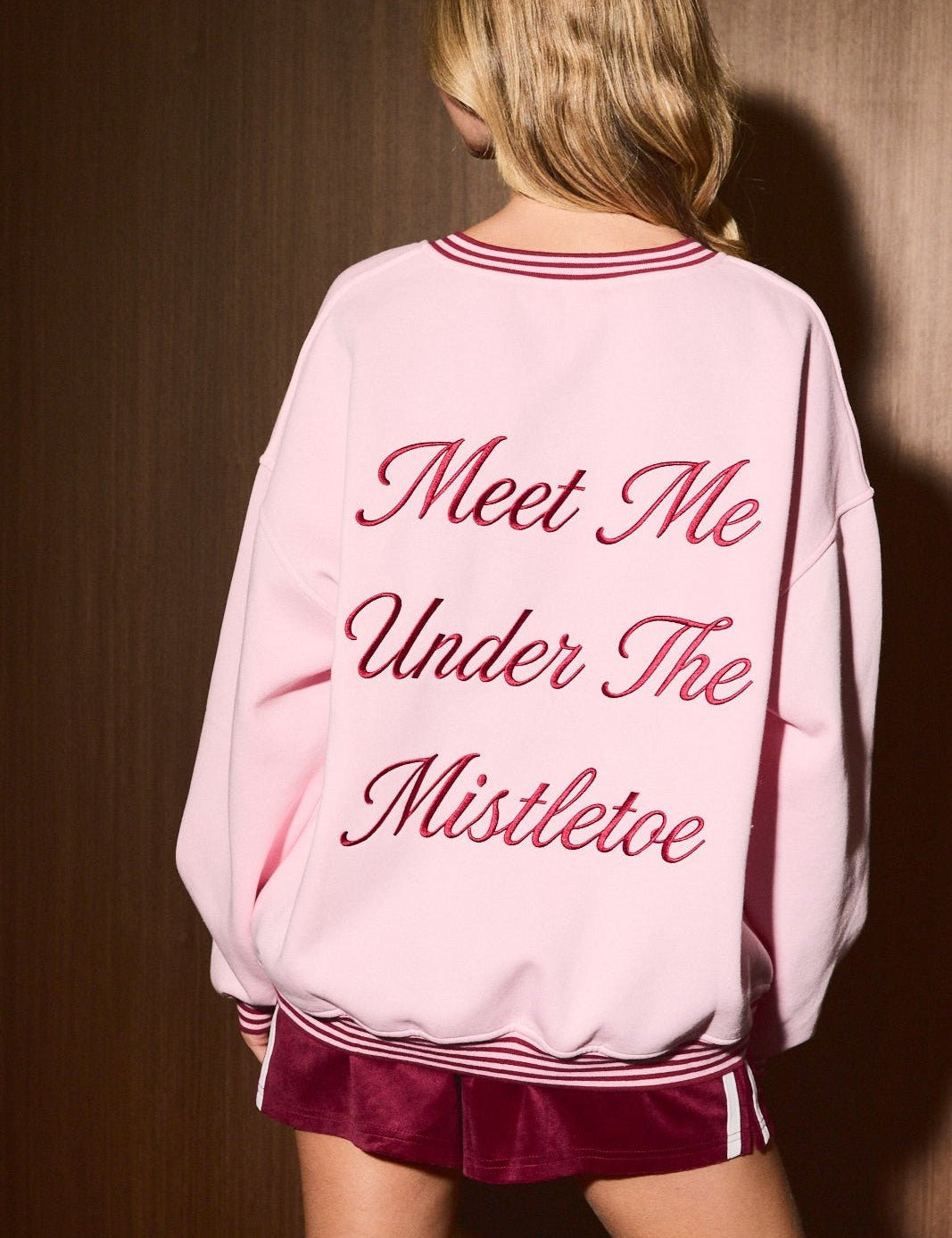 Under the Mistletoe Graphic V-Neck Sweatshirt - Westly